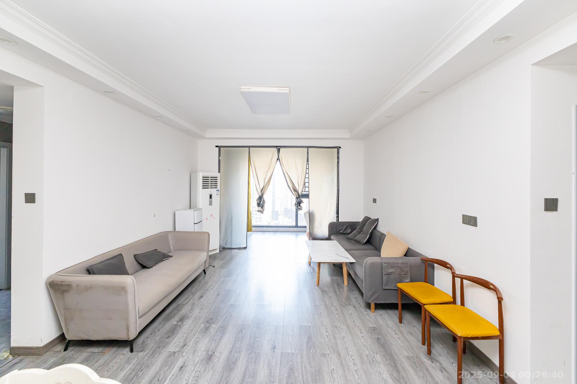 明发阅江悦府  4室2厅2卫    115.0万