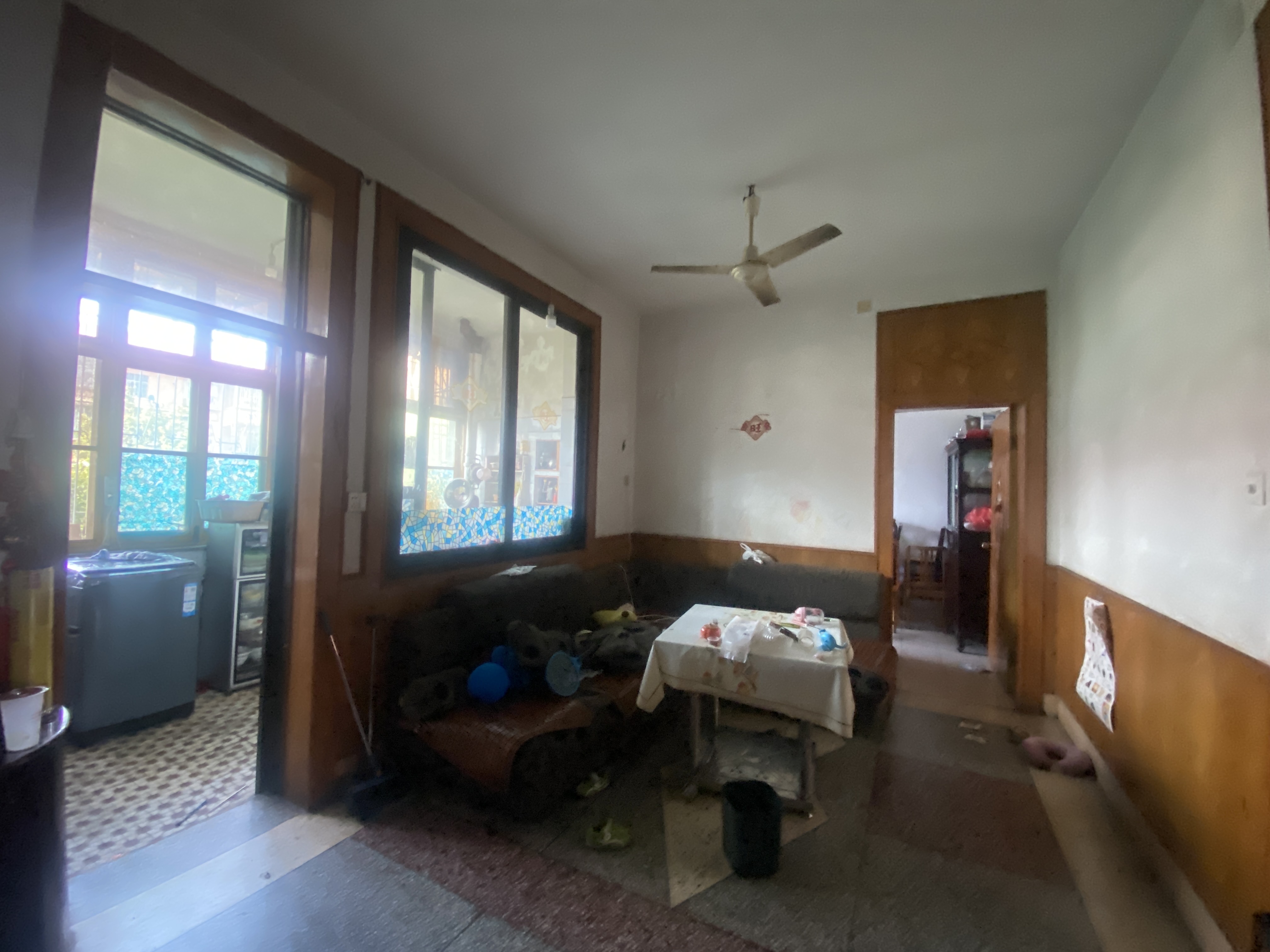 城管局家属楼 4室1厅1卫 49.8万 城管局家属楼 4室1厅1卫 49.8万客厅