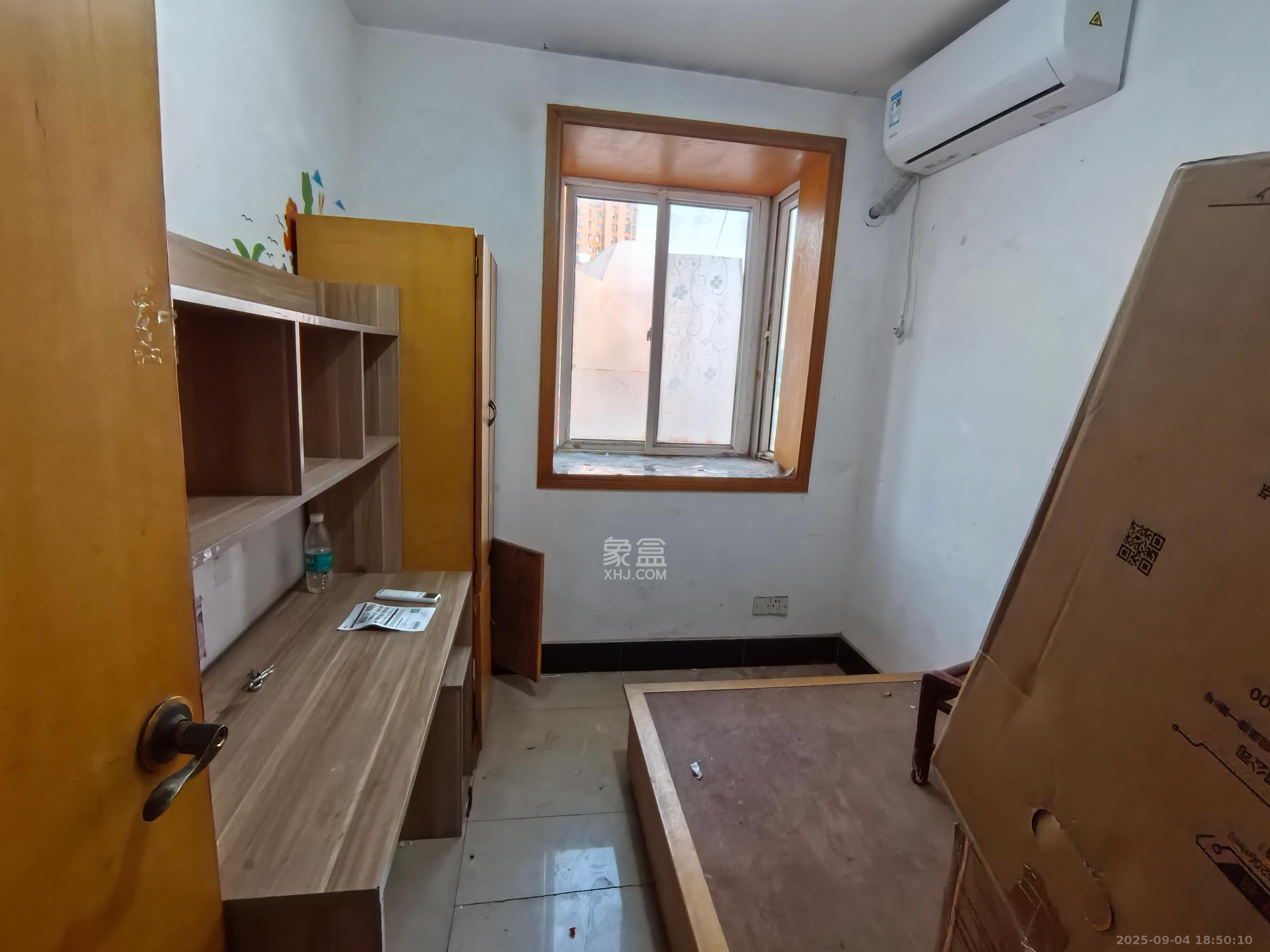 融城花苑  2室1厅1卫    1100.0元/月 融城花苑  2室1厅1卫    1100.0元/月室内图