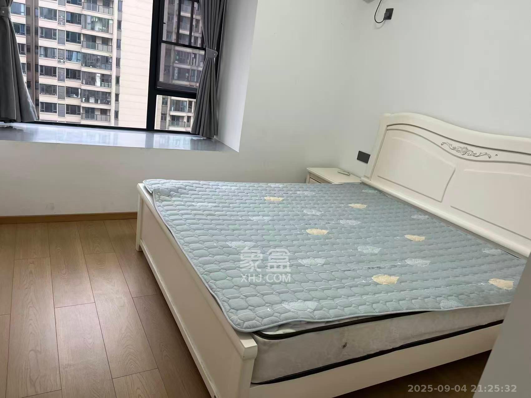 长房东旭国际 4室2厅2卫 3600.0元/月 长房东旭国际 4室2厅2卫 3600.0元/月室内图