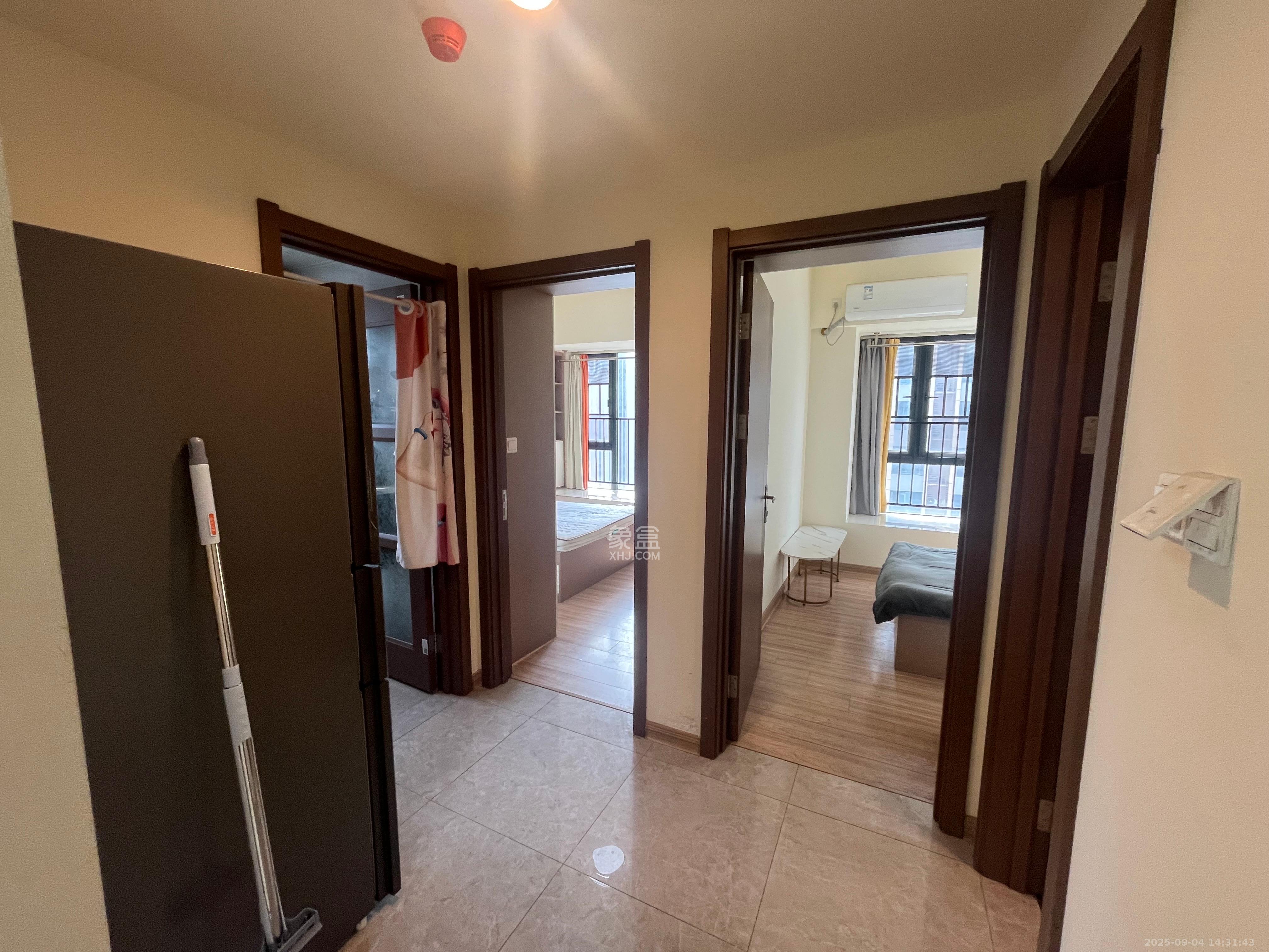 碧桂园印象 1室0厅0卫 2100.0元/月 碧桂园印象 1室0厅0卫 2100.0元/月室内图