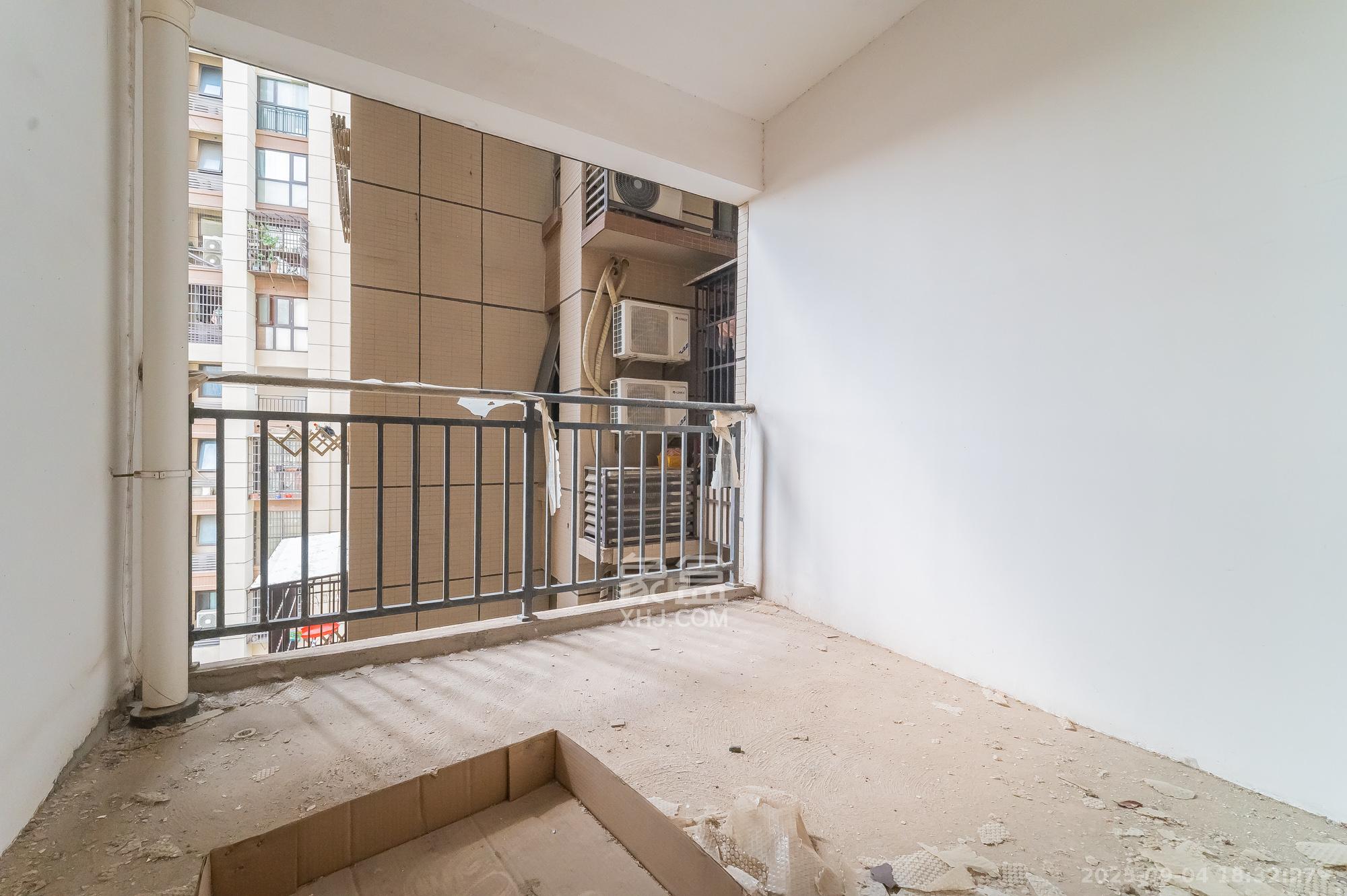 国泰九龙湾 3室2厅1卫 62.0万 国泰九龙湾 3室2厅1卫 62.0万其他