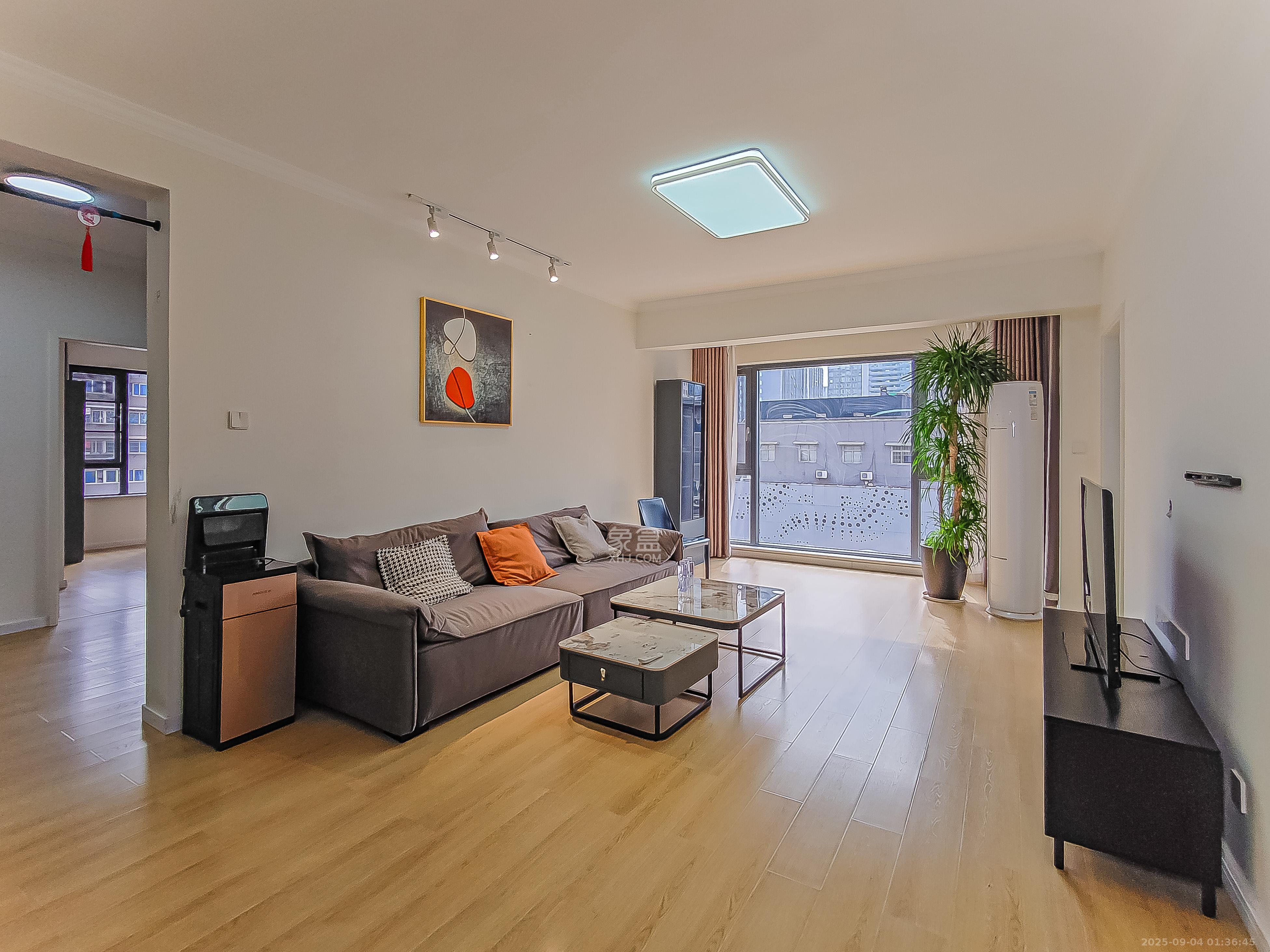 韭菜园嘉苑  4室1厅1卫    225.0万 韭菜园嘉苑  4室1厅1卫    225.0万客厅