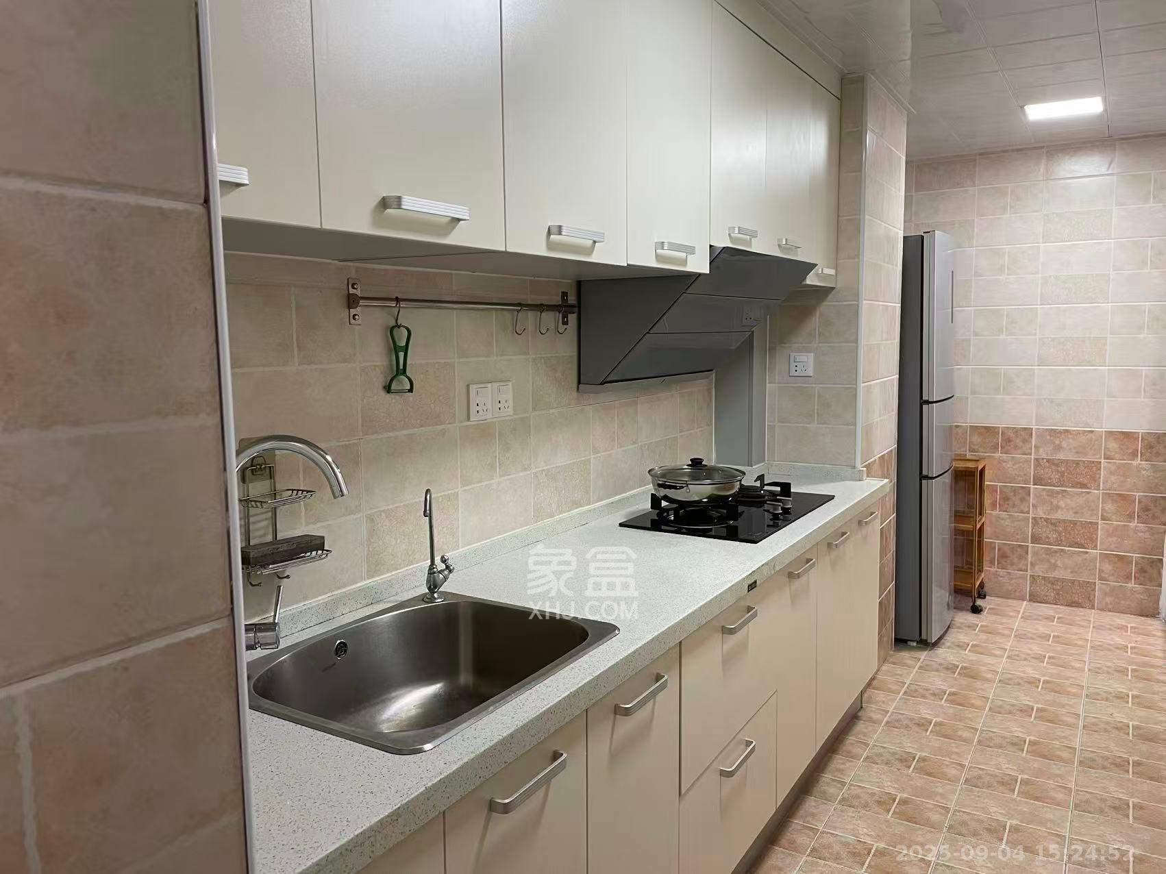 当代滨江MOMA  2室2厅1卫    3100.0元/月 当代滨江MOMA  2室2厅1卫    3100.0元/月室内图