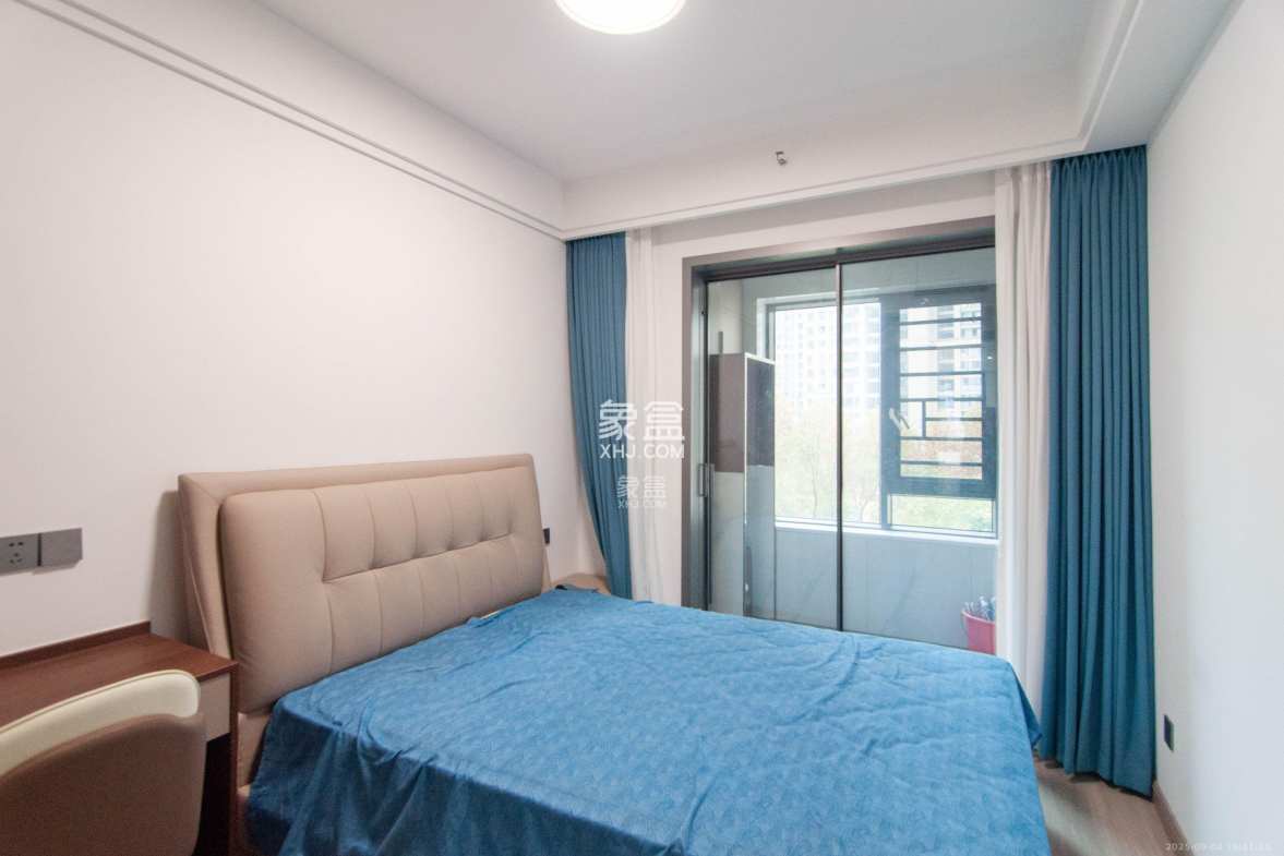 卓越浅水湾 4室2厅2卫 4800.0元/月 卓越浅水湾 4室2厅2卫 4800.0元/月室内图