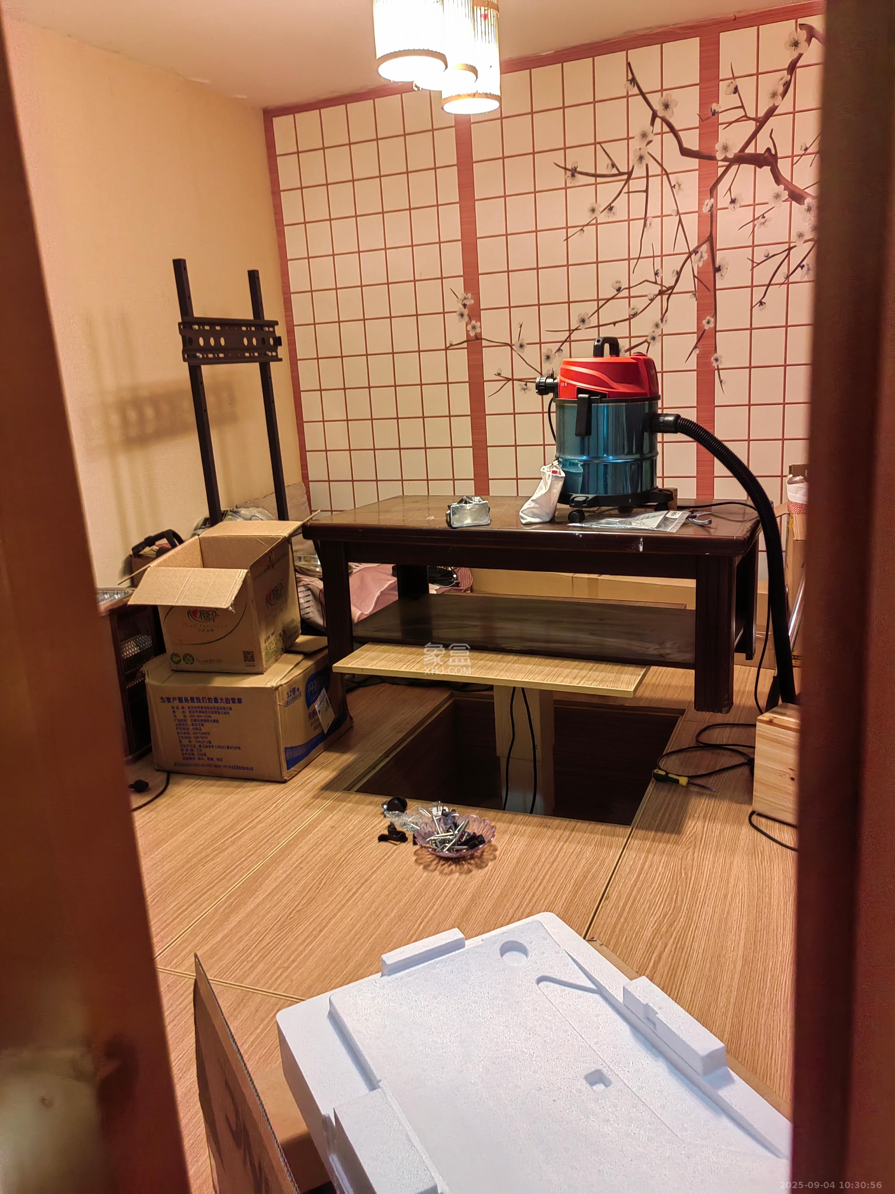 三湘小区  6室4厅2卫   5600.00元/月室内图