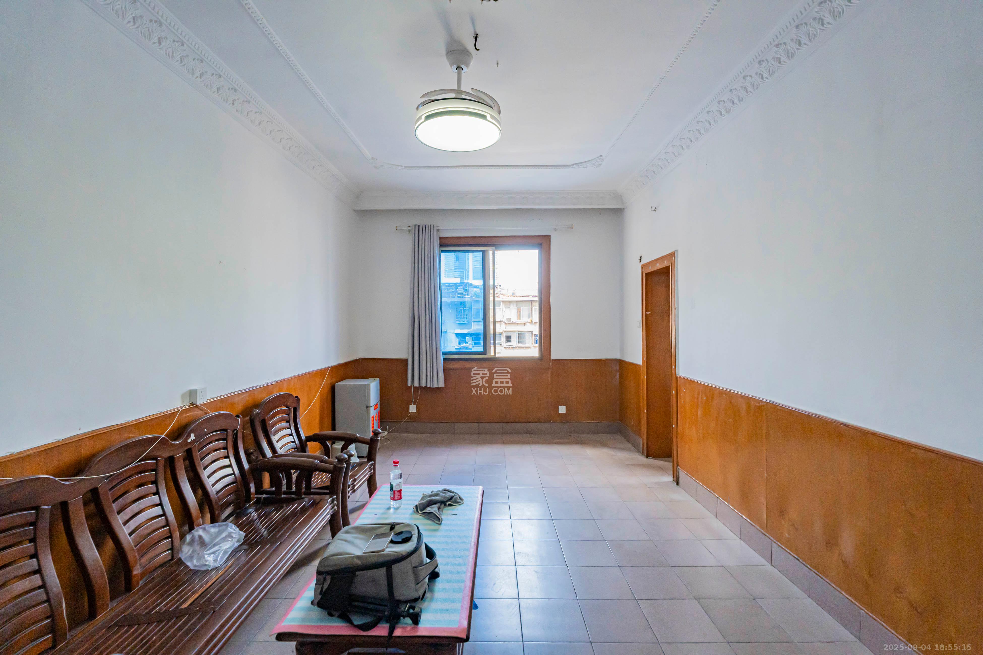 营盘街社区  2室1厅1卫    55.0万