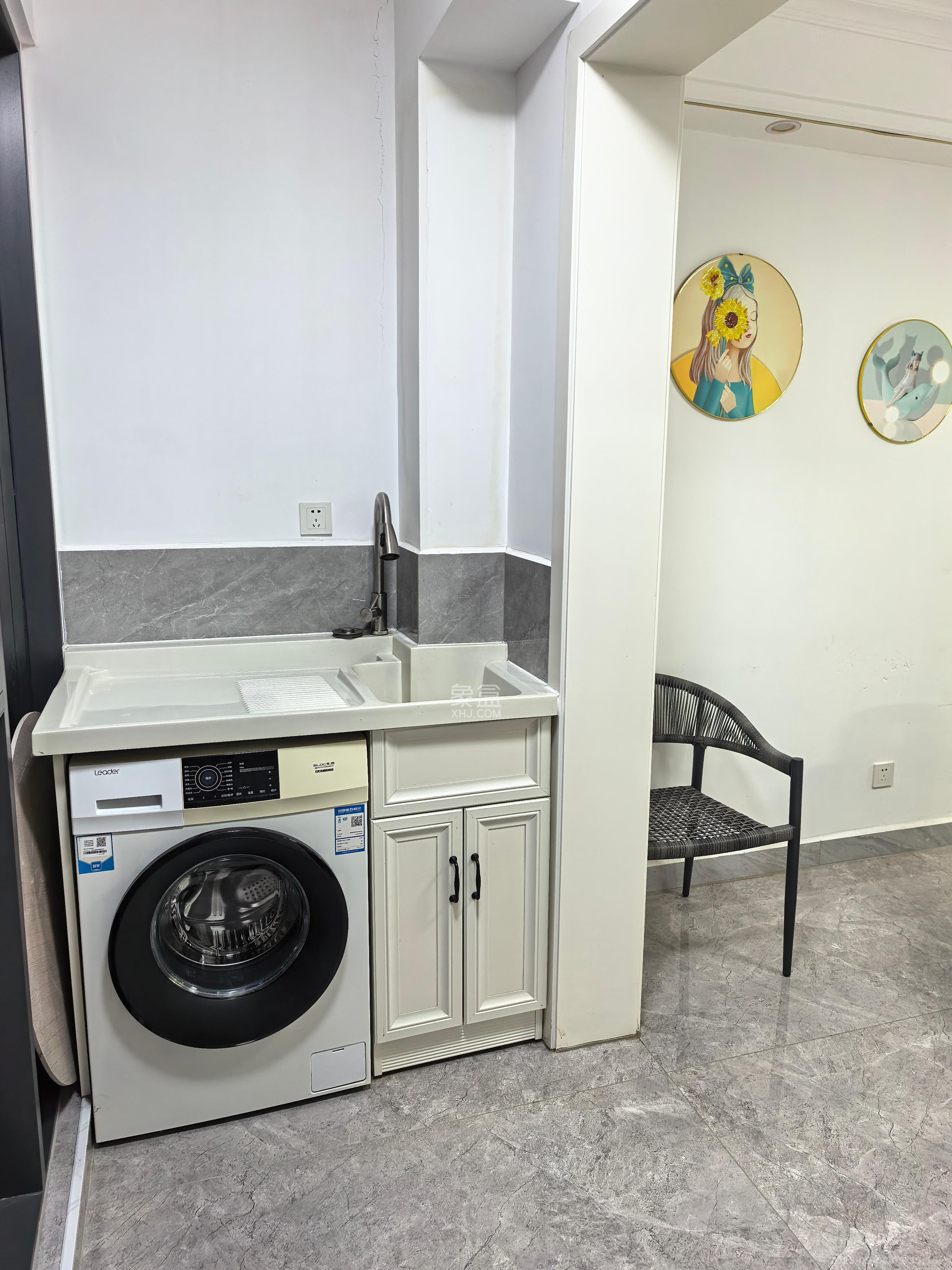 中交中央公园D5区  4室2厅2卫   3800.00元/月室内图