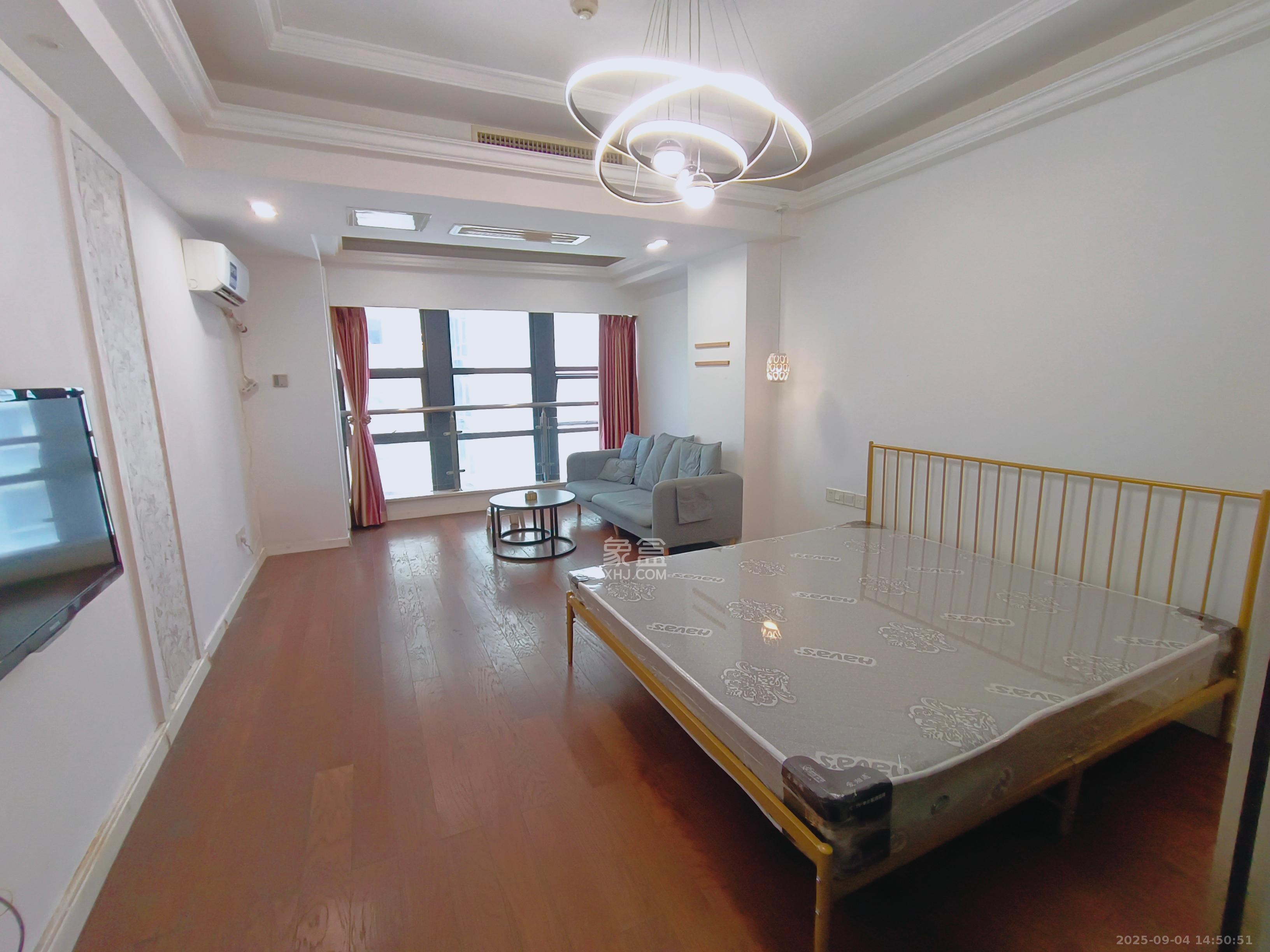 壹号公馆 1室1厅1卫 2100.0元/月 壹号公馆 1室1厅1卫 2100.0元/月室内图