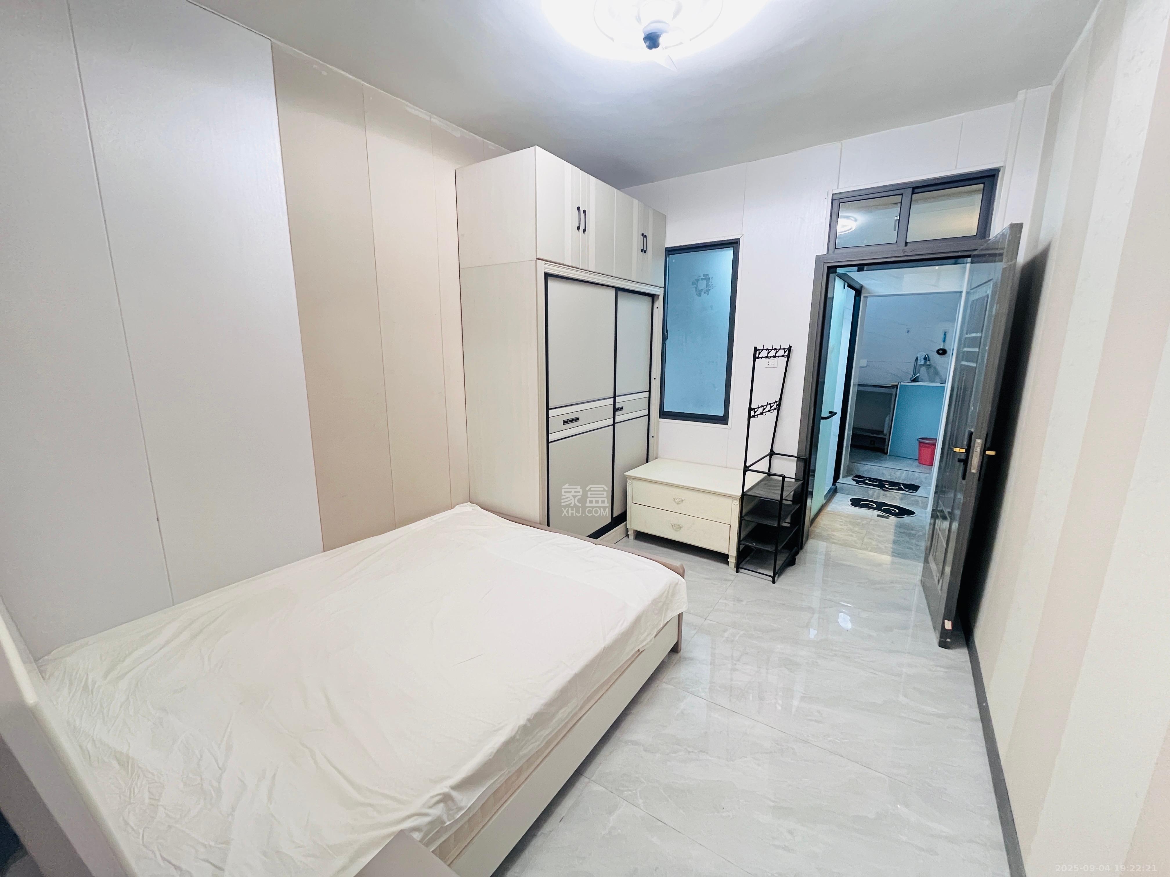 白沙街（白沙巷）散盘  2室1厅1卫    2000.0元/月室内图