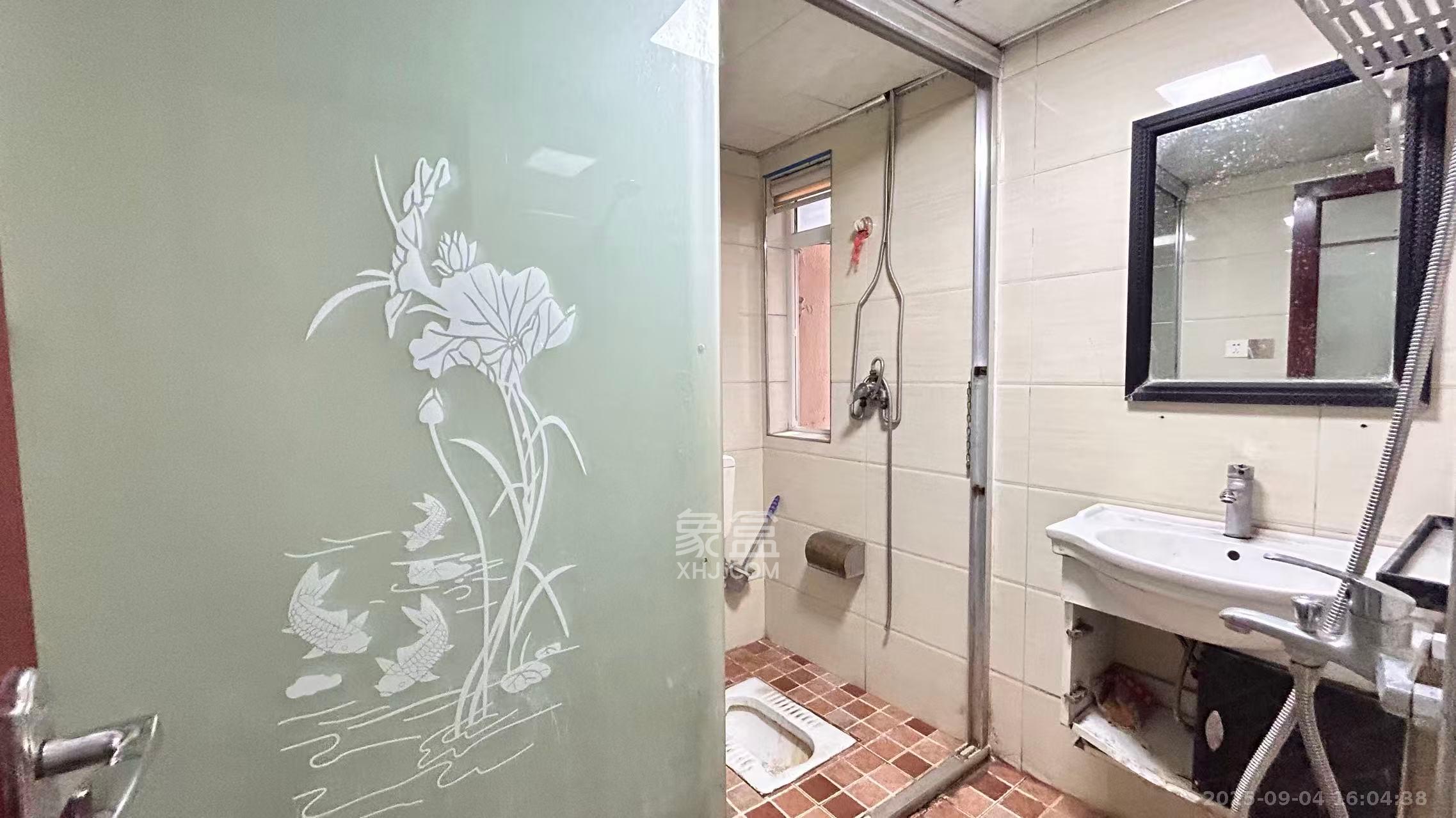 洋湖景园  3室1厅2卫    2800.0元/月 洋湖景园  3室1厅2卫    2800.0元/月室内图