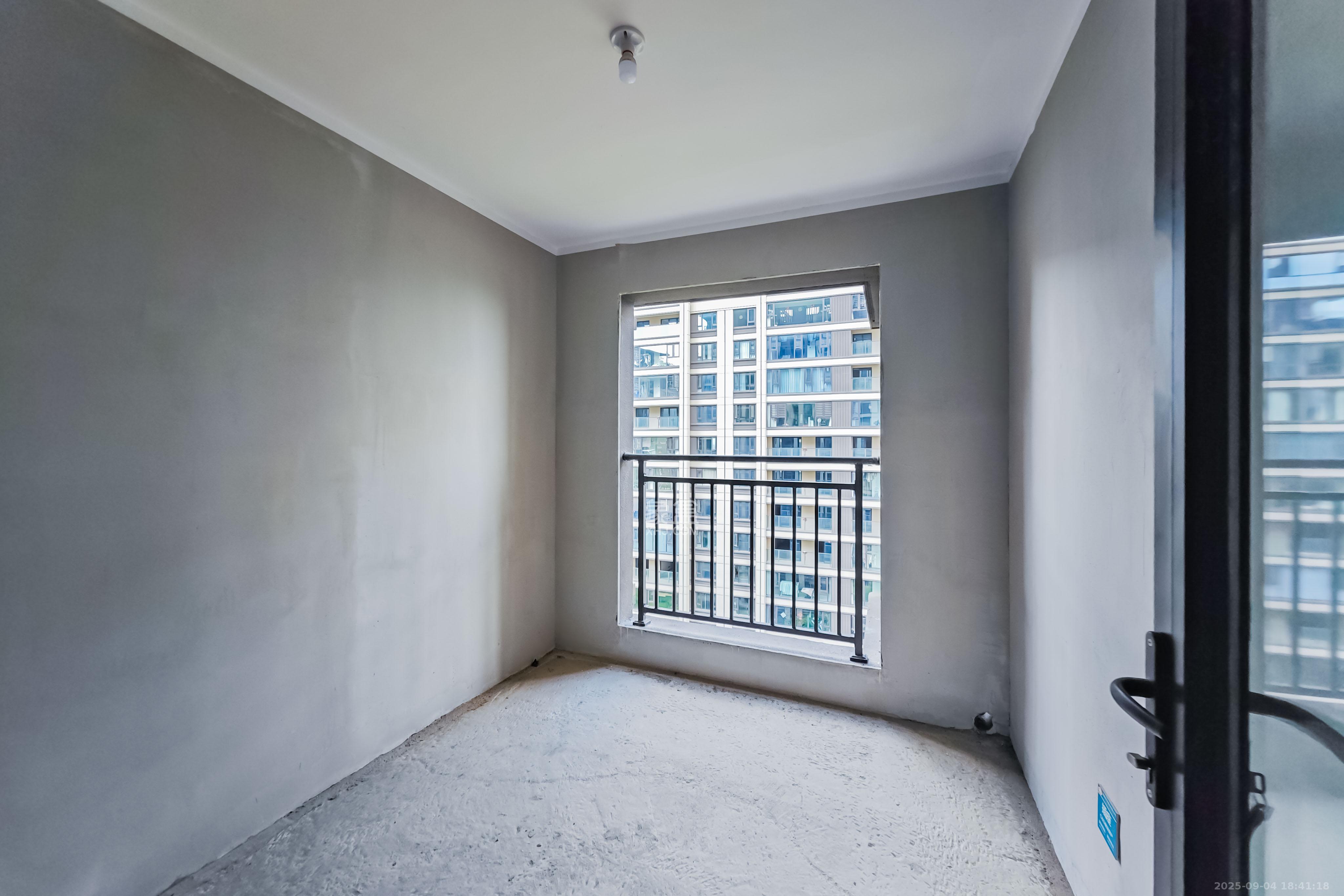 建发玖洲和玺 4室2厅2卫 148.5万 建发玖洲和玺 4室2厅2卫 148.5万其他