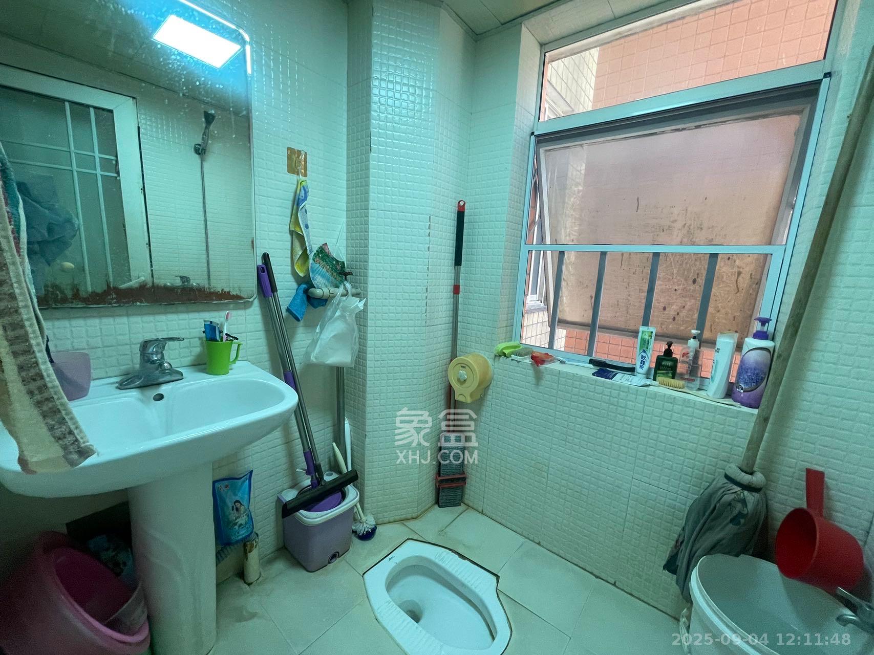 都市春天 3室2厅2卫 2600.0元/月 都市春天 3室2厅2卫 2600.0元/月室内图