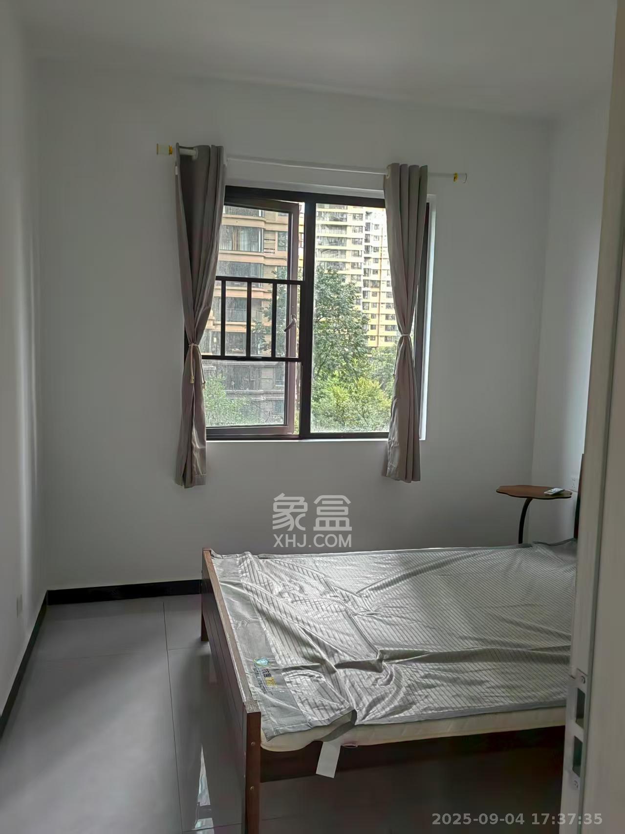 三润城(三润星城) 4室2厅2卫 2200.0元/月 三润城(三润星城) 4室2厅2卫 2200.0元/月室内图