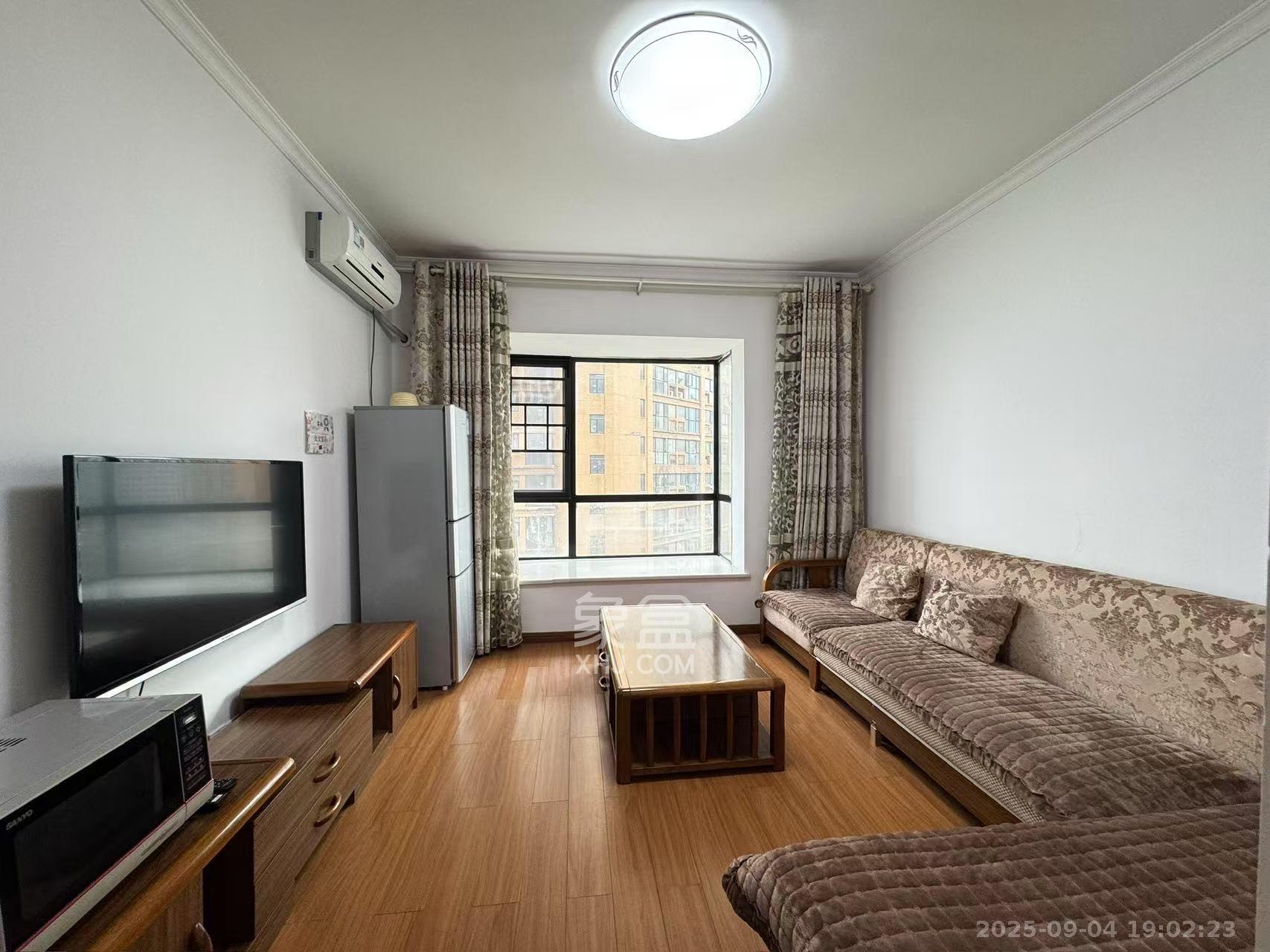 麓谷明珠 2室2厅1卫 2400.0元/月 麓谷明珠 2室2厅1卫 2400.0元/月室内图