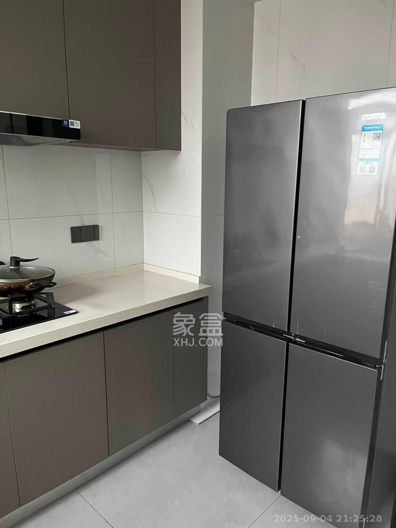 长房东旭国际 4室2厅2卫 3600.0元/月 长房东旭国际 4室2厅2卫 3600.0元/月室内图