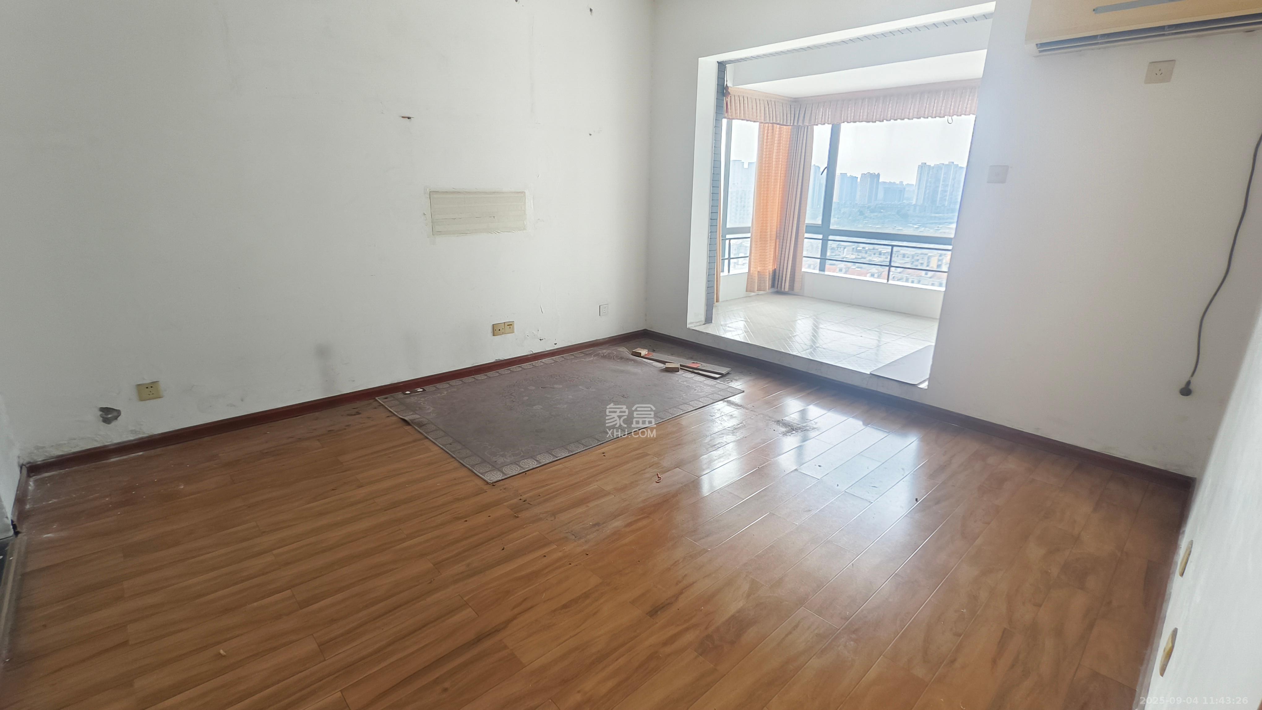 格蓝康都  3室2厅2卫   2800.00元/月室内图