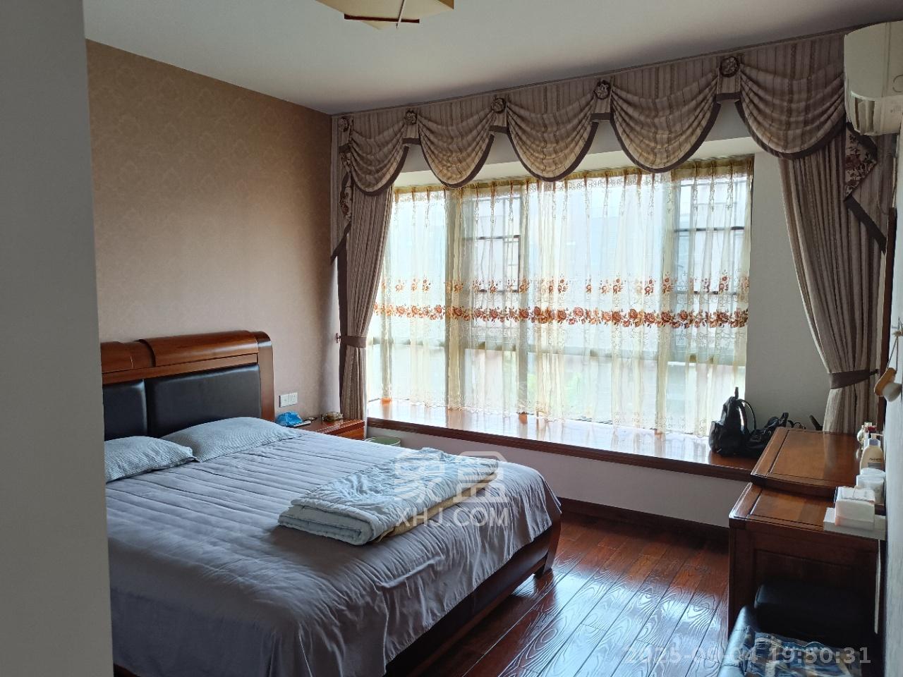 茂华国际湘 6室2厅1卫 5500.0元/月 茂华国际湘 6室2厅1卫 5500.0元/月室内图