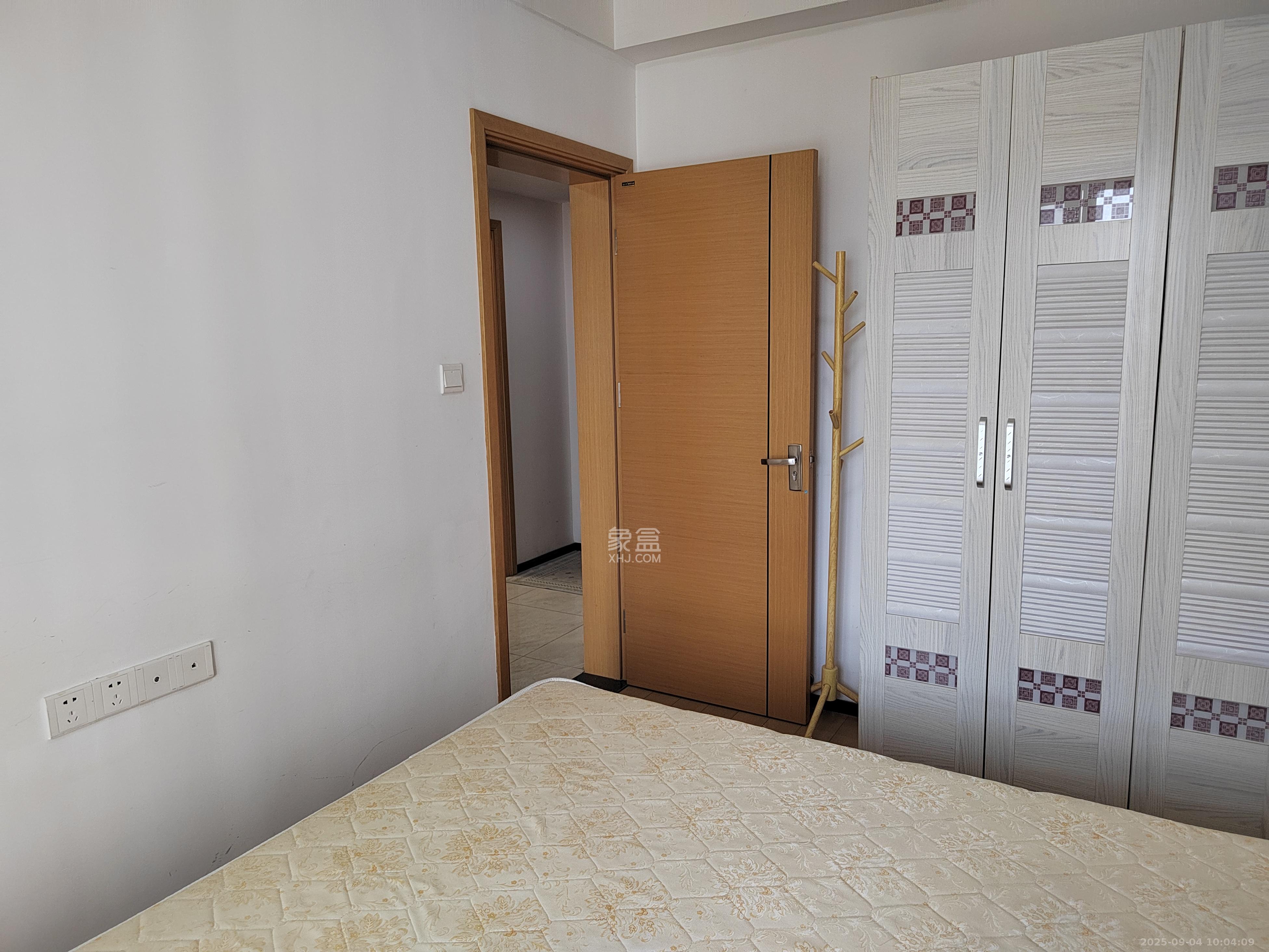 中海新城熙岸(中信新城五期)  1室1厅1卫    1450.0元/月 中海新城熙岸(中信新城五期)  1室1厅1卫    1450.0元/月室内图