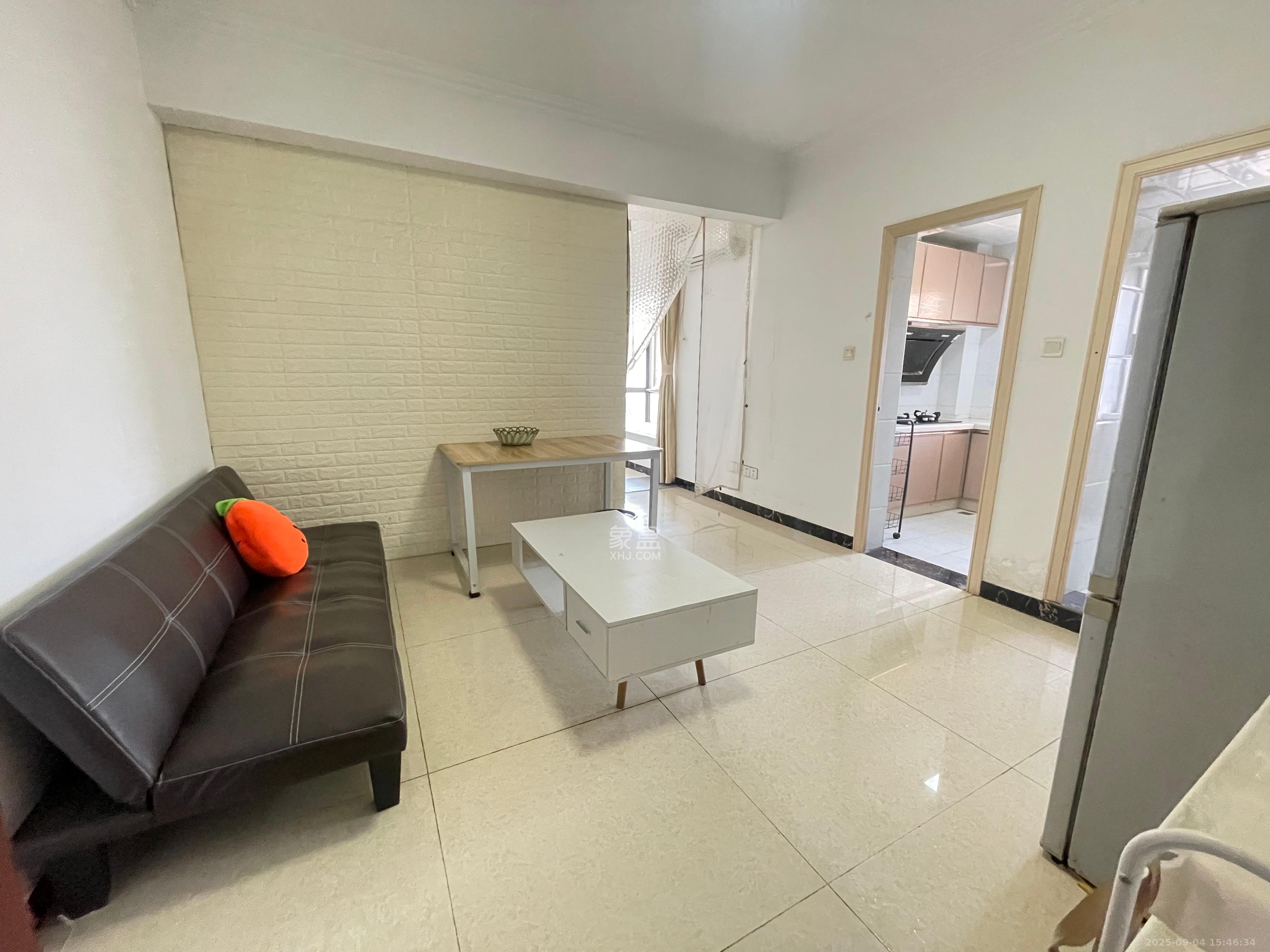 梦泽园美美公馆  1室1厅1卫    1900.0元/月 梦泽园美美公馆  1室1厅1卫    1900.0元/月