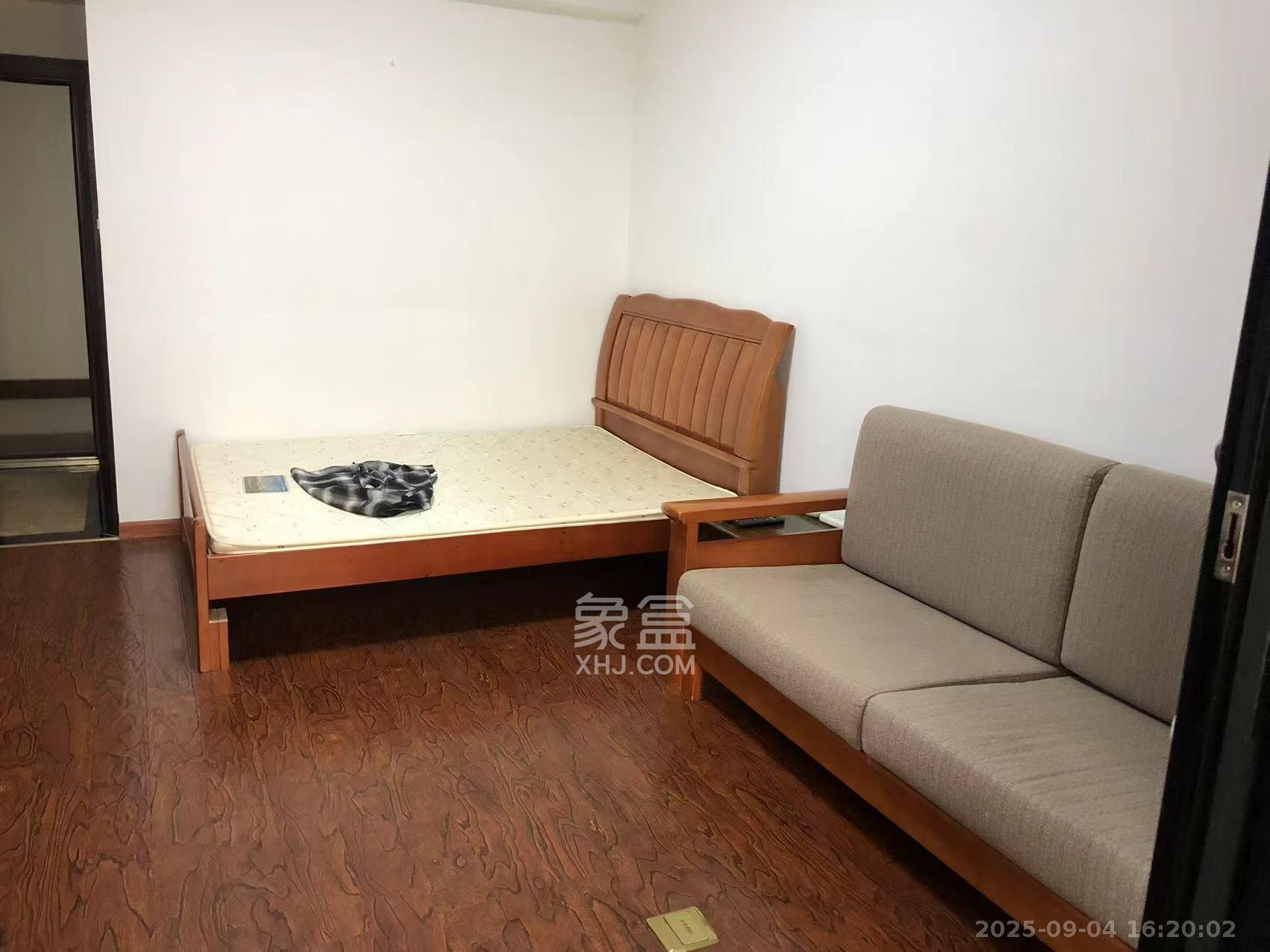 天元涉外景园B区 1室1厅1卫 1500.0元/月 天元涉外景园B区 1室1厅1卫 1500.0元/月室内图