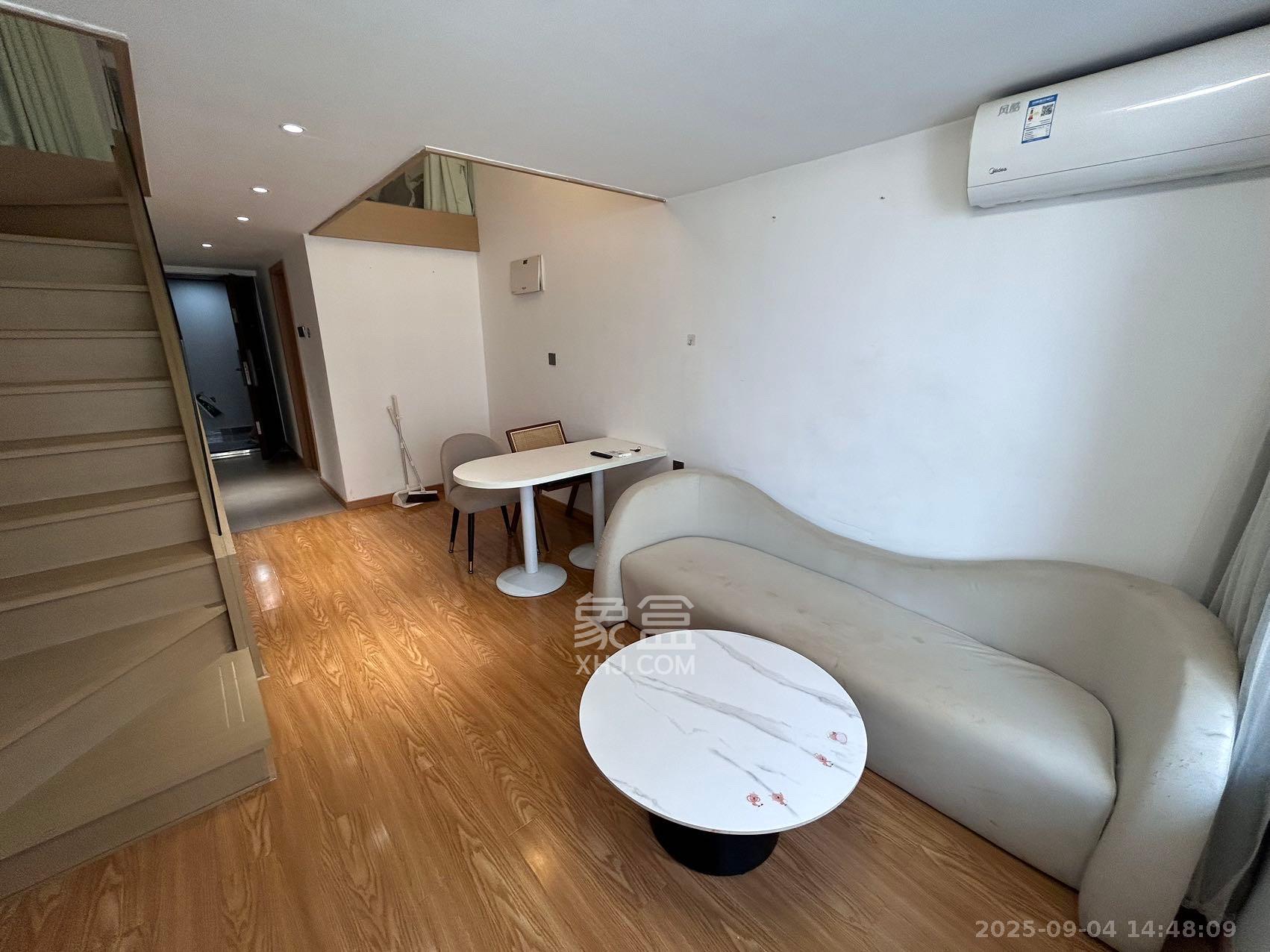 阳光城檀悦 1室0厅0卫 2500.0元/月 阳光城檀悦 1室0厅0卫 2500.0元/月室内图