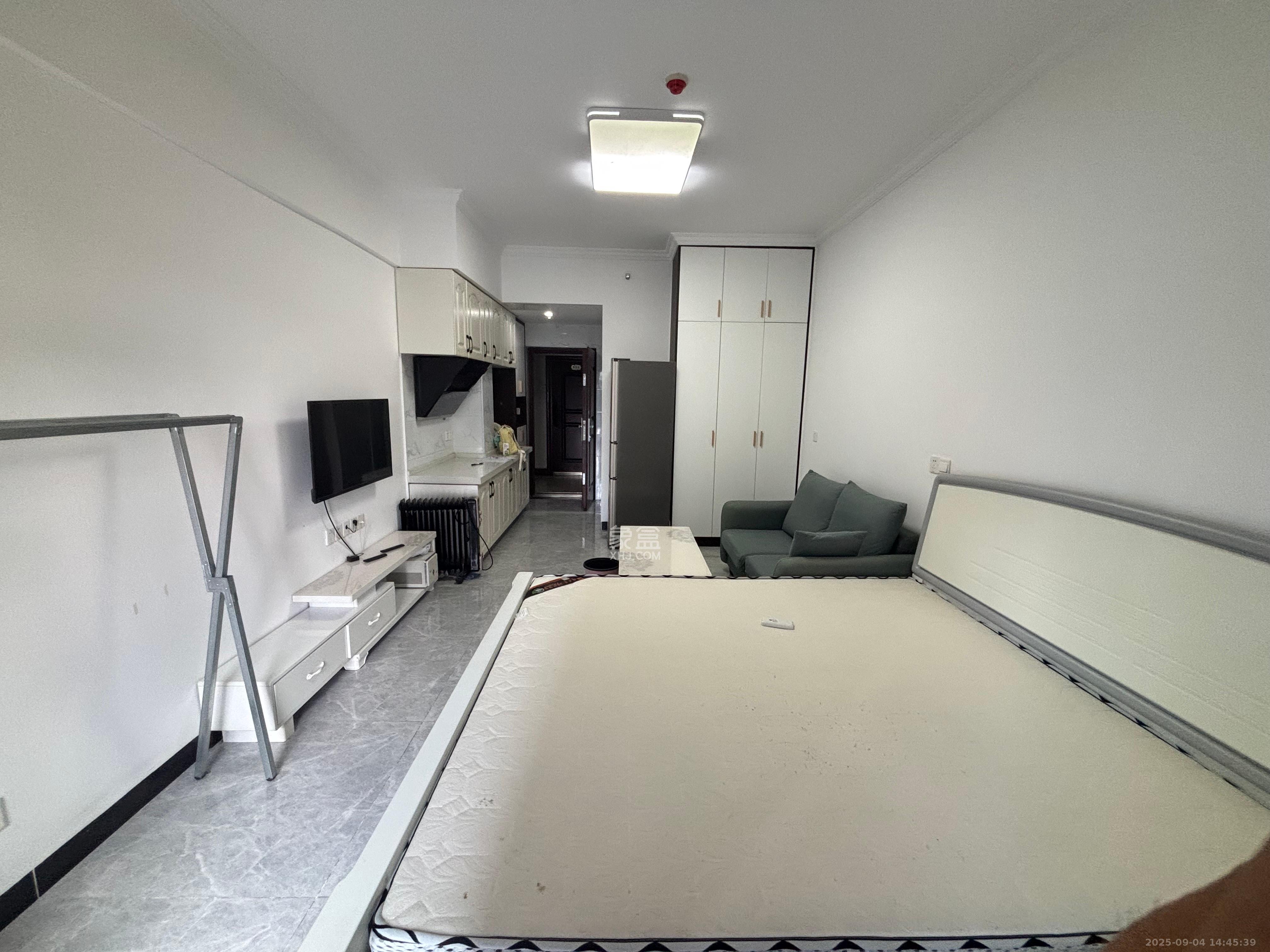 欣隆居  1室0厅0卫    1800.0元/月室内图