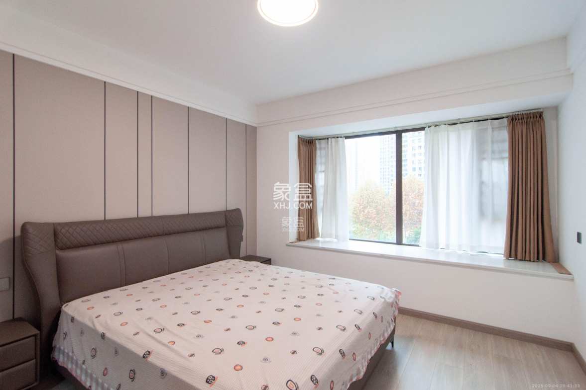 卓越浅水湾 4室2厅2卫 4800.0元/月 卓越浅水湾 4室2厅2卫 4800.0元/月室内图