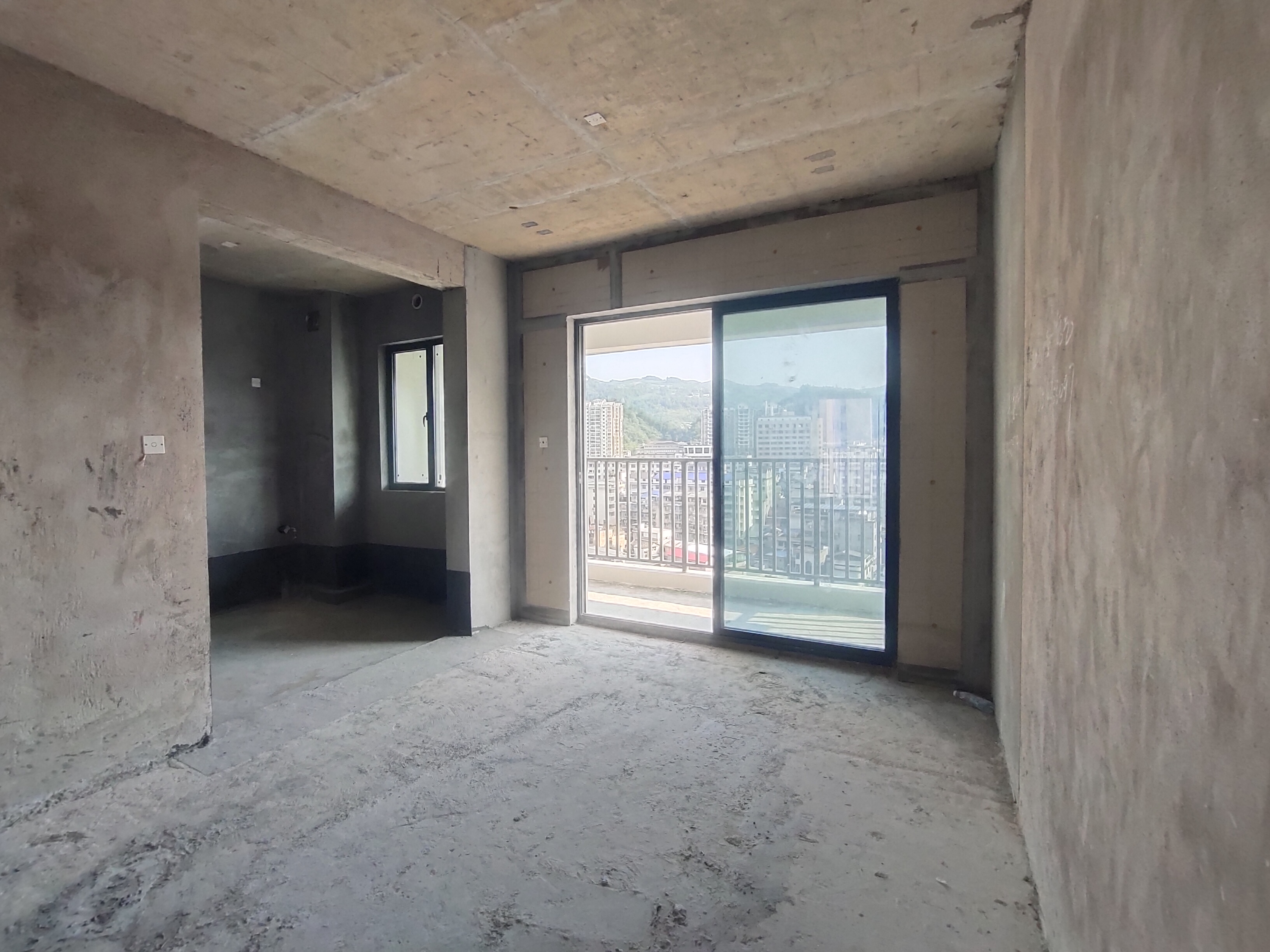 福天君庭  4室2厅3卫    142.0万 福天君庭  4室2厅3卫    142.0万客厅