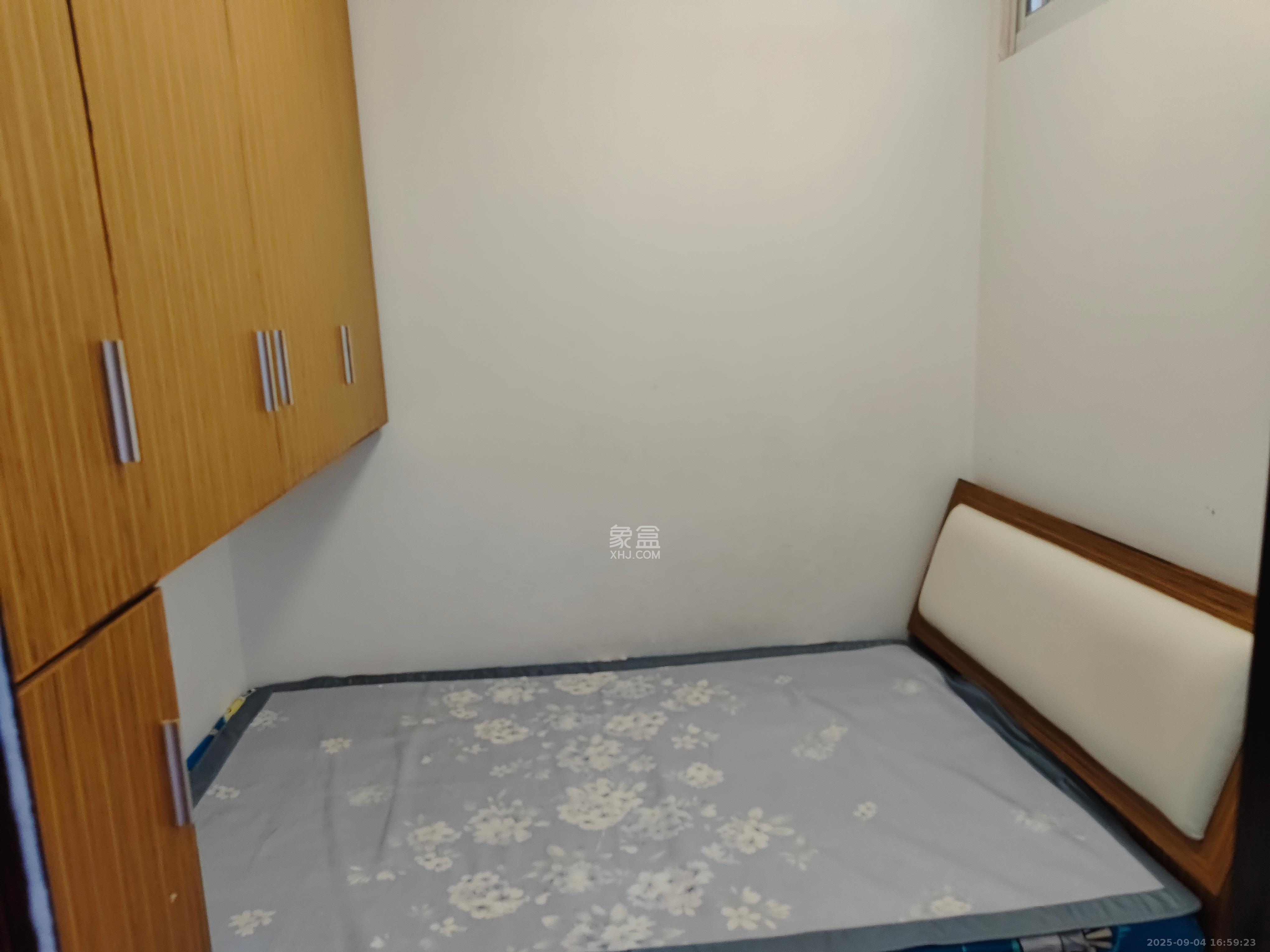 旭日东升  3室1厅1卫    2300.0元/月室内图