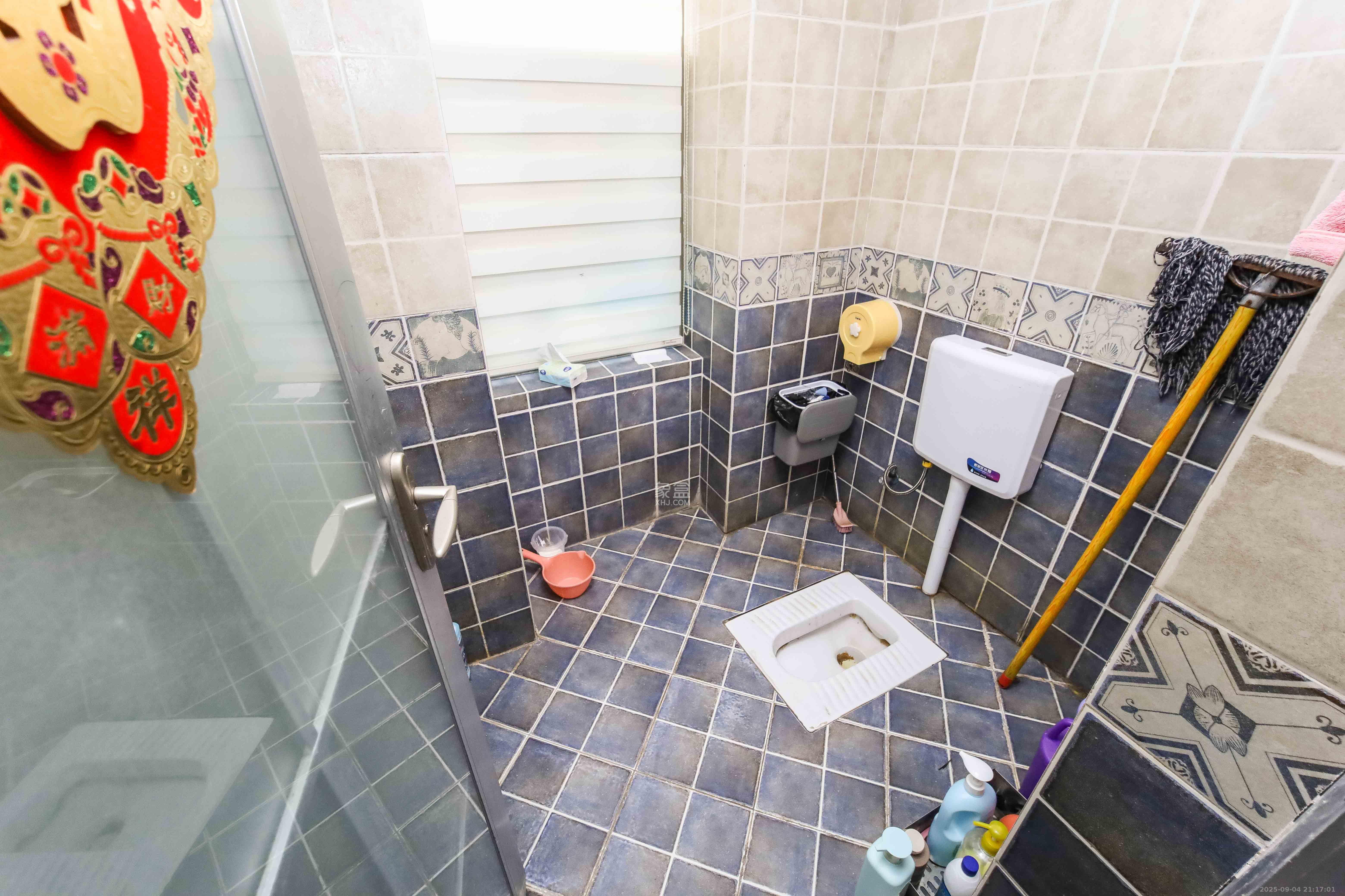 蔚蓝天空  4室2厅2卫    132.0万 蔚蓝天空  4室2厅2卫    132.0万卫生间