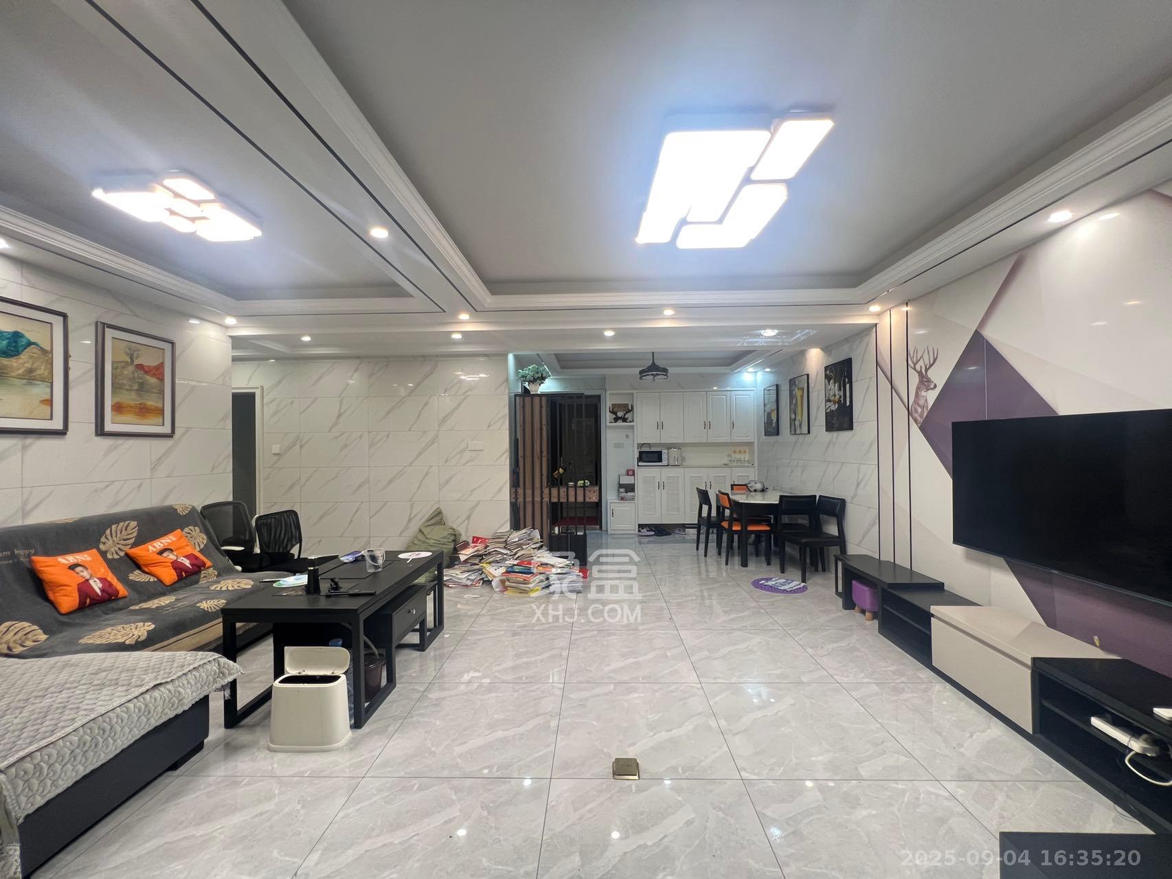 梅溪湖金茂湾 4室2厅2卫 3500.0元/月 梅溪湖金茂湾 4室2厅2卫 3500.0元/月室内图