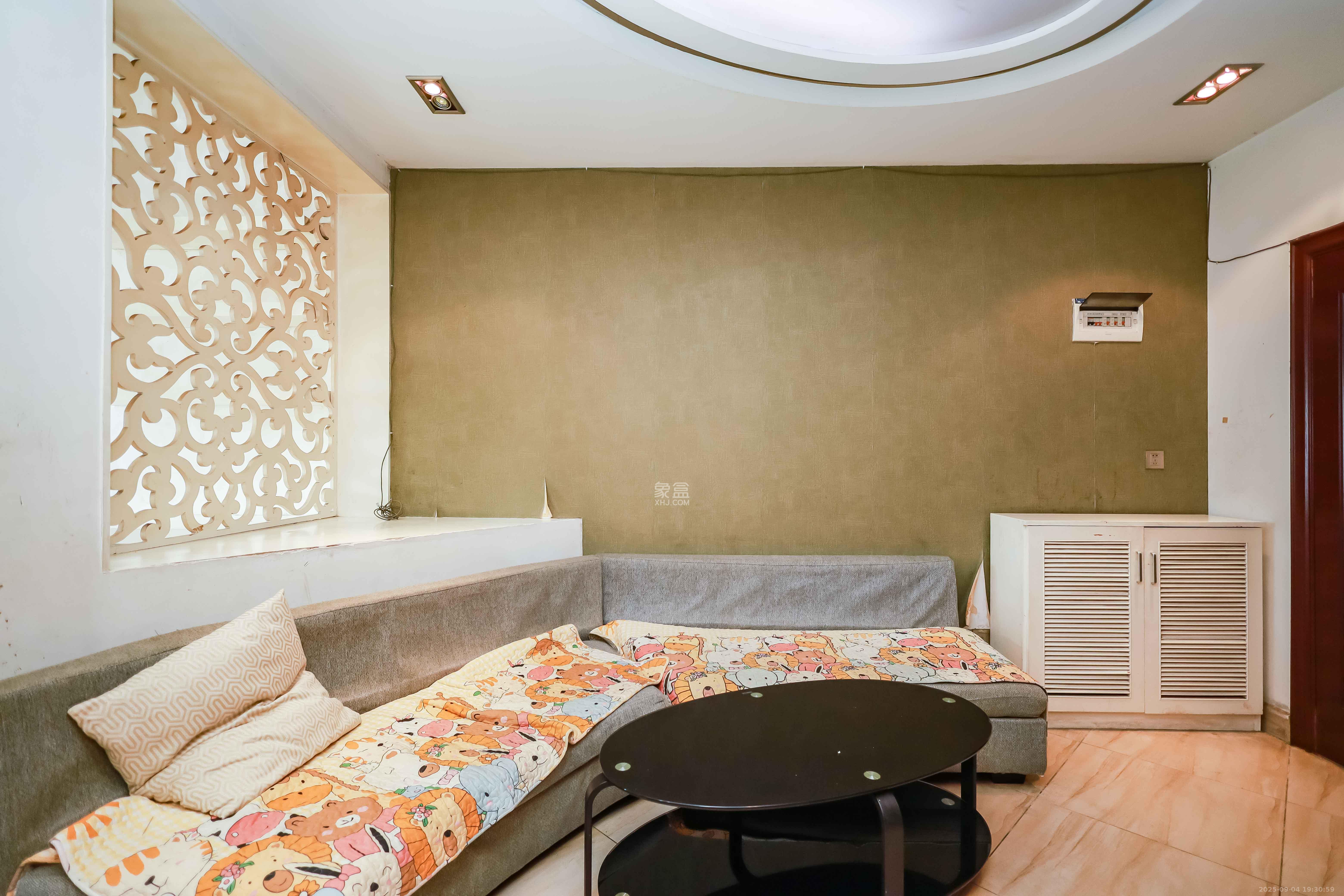 未来城科学家园  1室1厅1卫    39.0万 未来城科学家园  1室1厅1卫    39.0万客厅