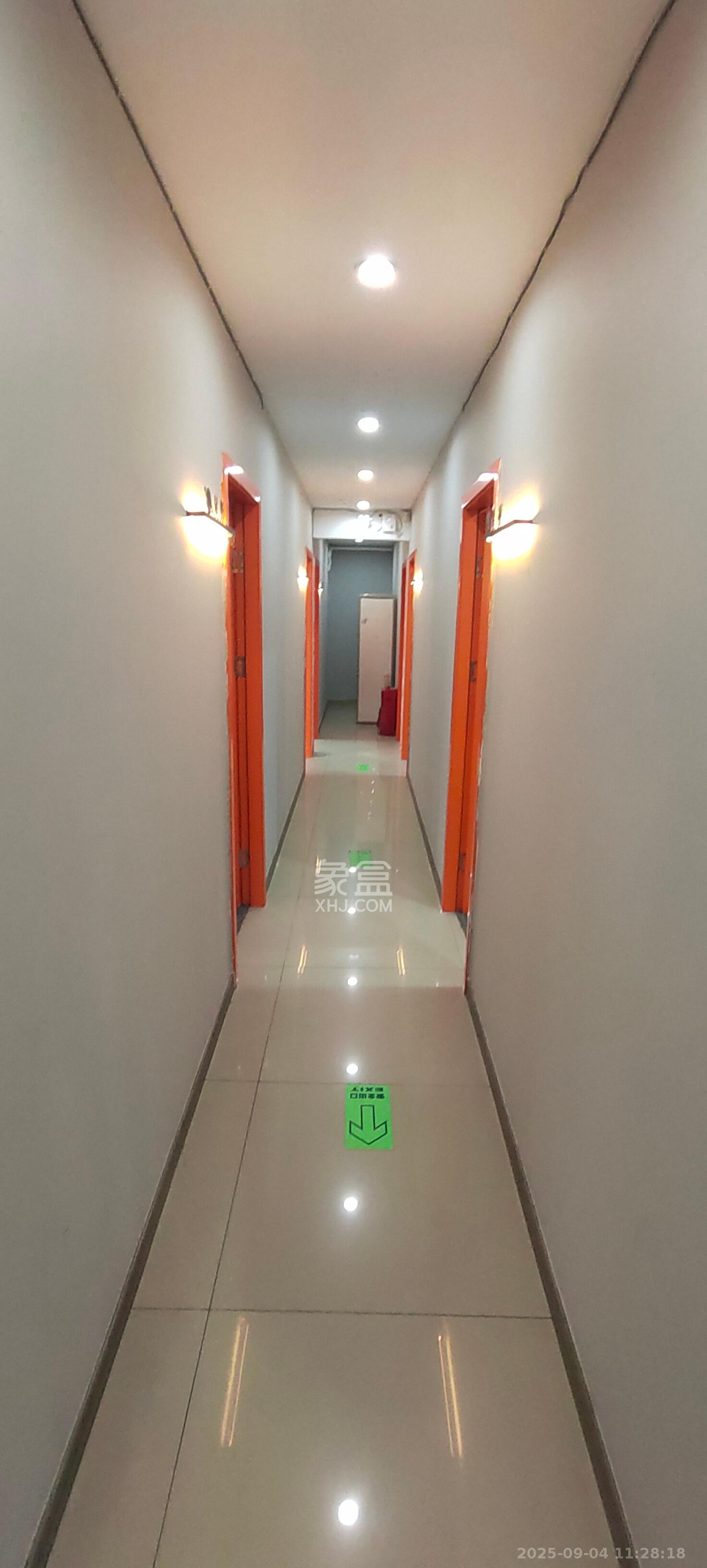 定王大厦   165.0㎡     5200.00元/月室内图