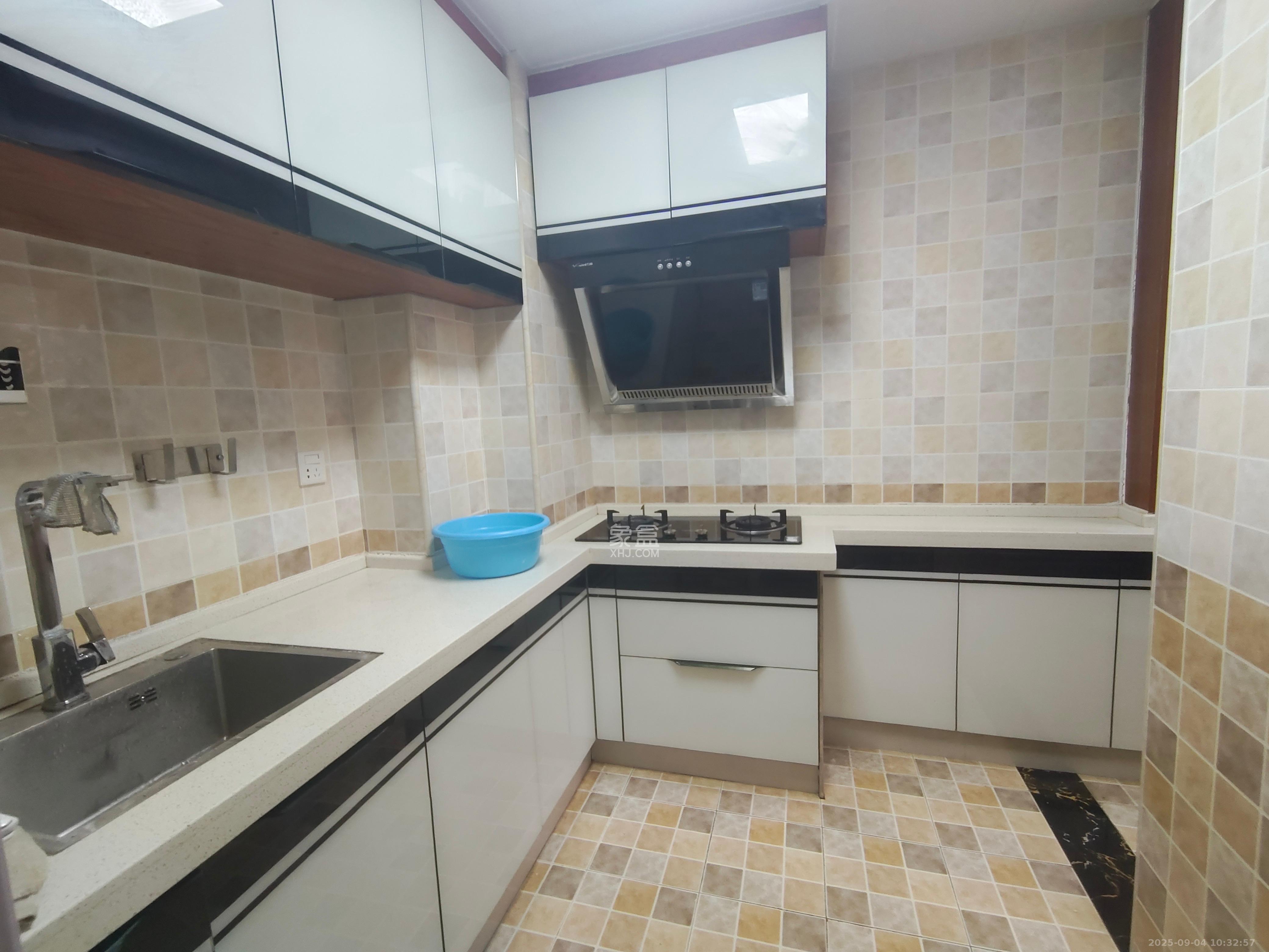 融创融公馆(融创臻苑) 1室1厅1卫 1500.0元/月 融创融公馆(融创臻苑) 1室1厅1卫 1500.0元/月室内图