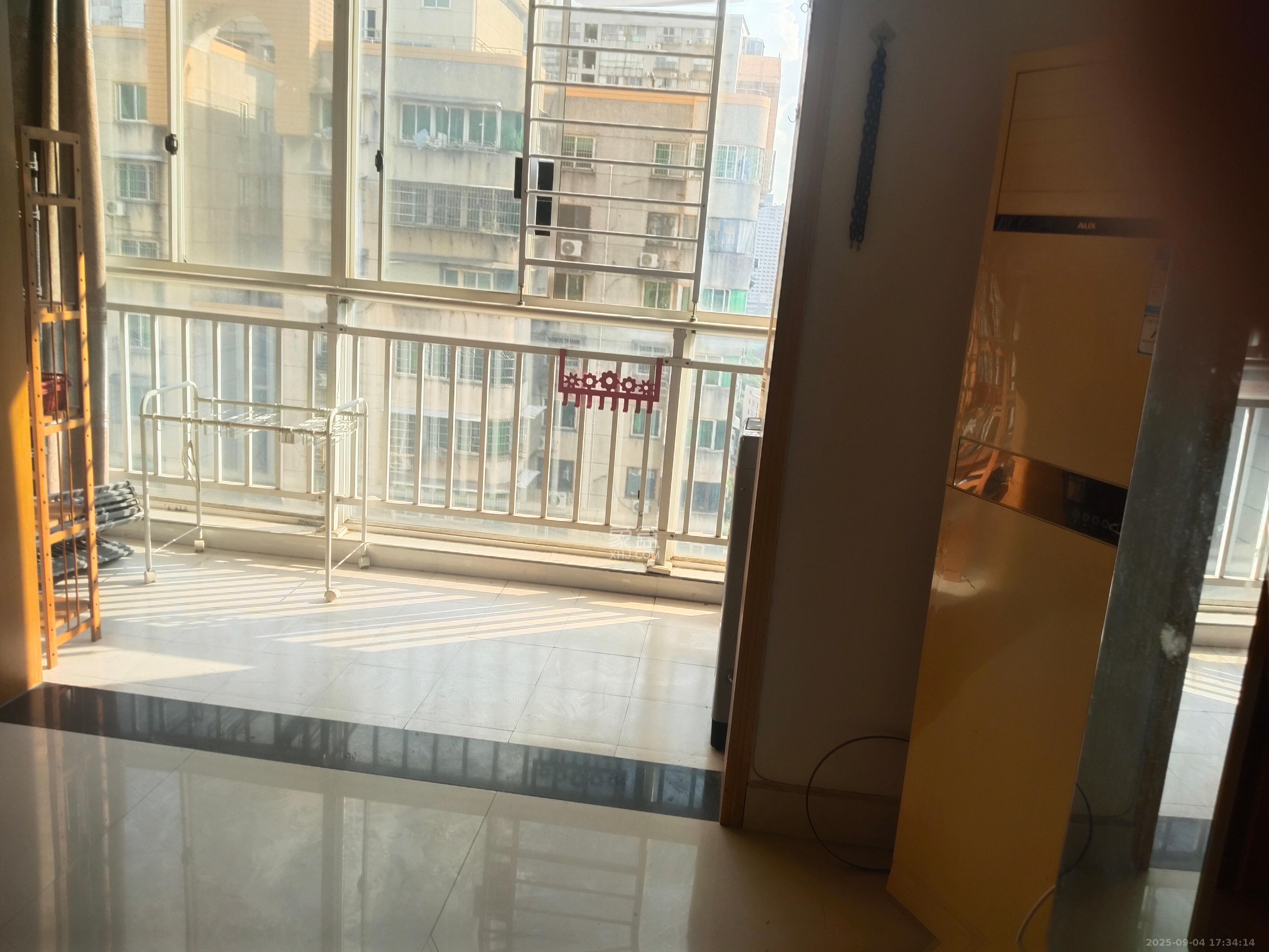 宏泽佳园  2室1厅1卫    2000.0元/月 宏泽佳园  2室1厅1卫    2000.0元/月室内图