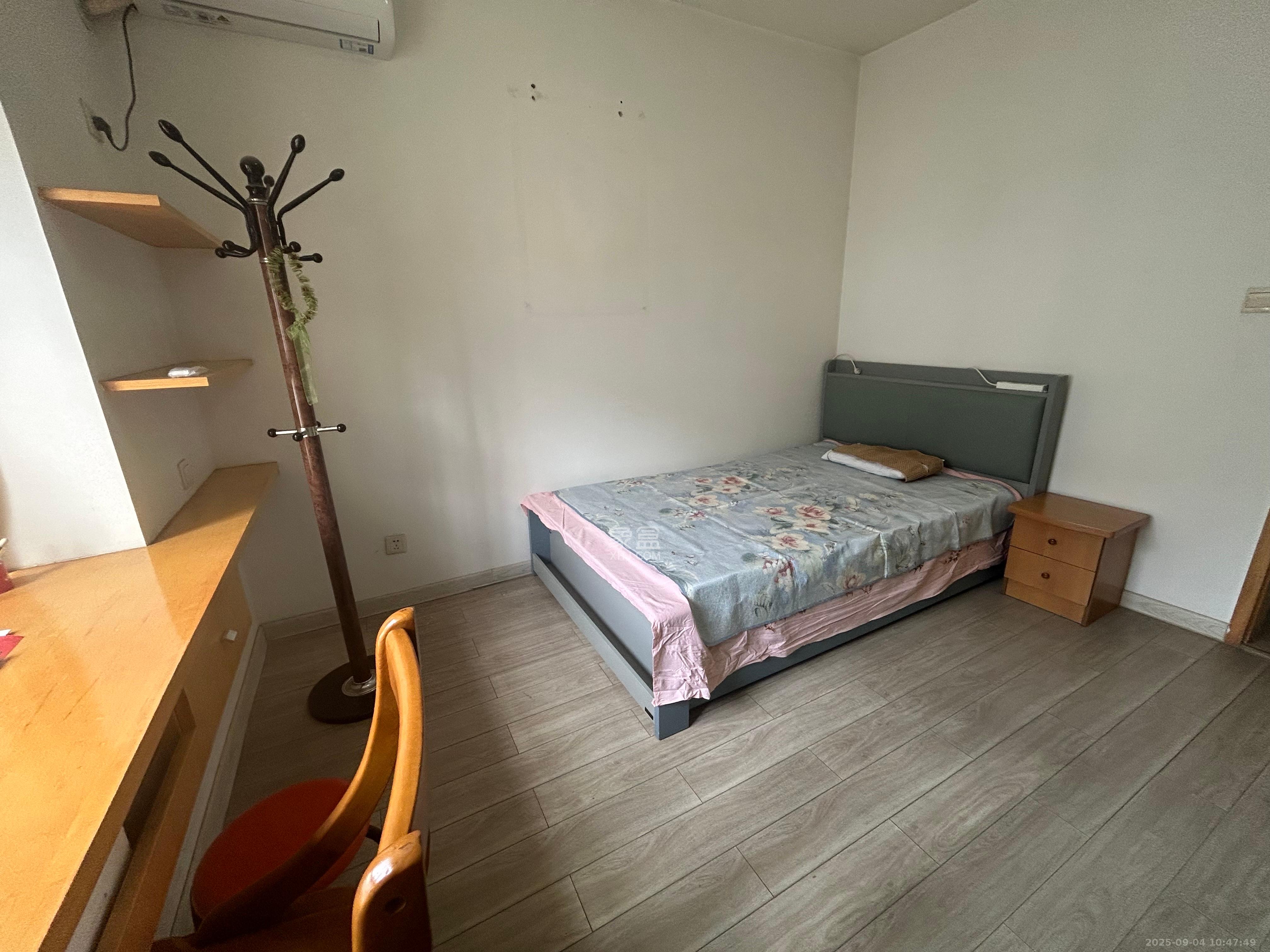 西江庭院（盐业集团宿舍）  2室2厅2卫    2300.0元/月室内图