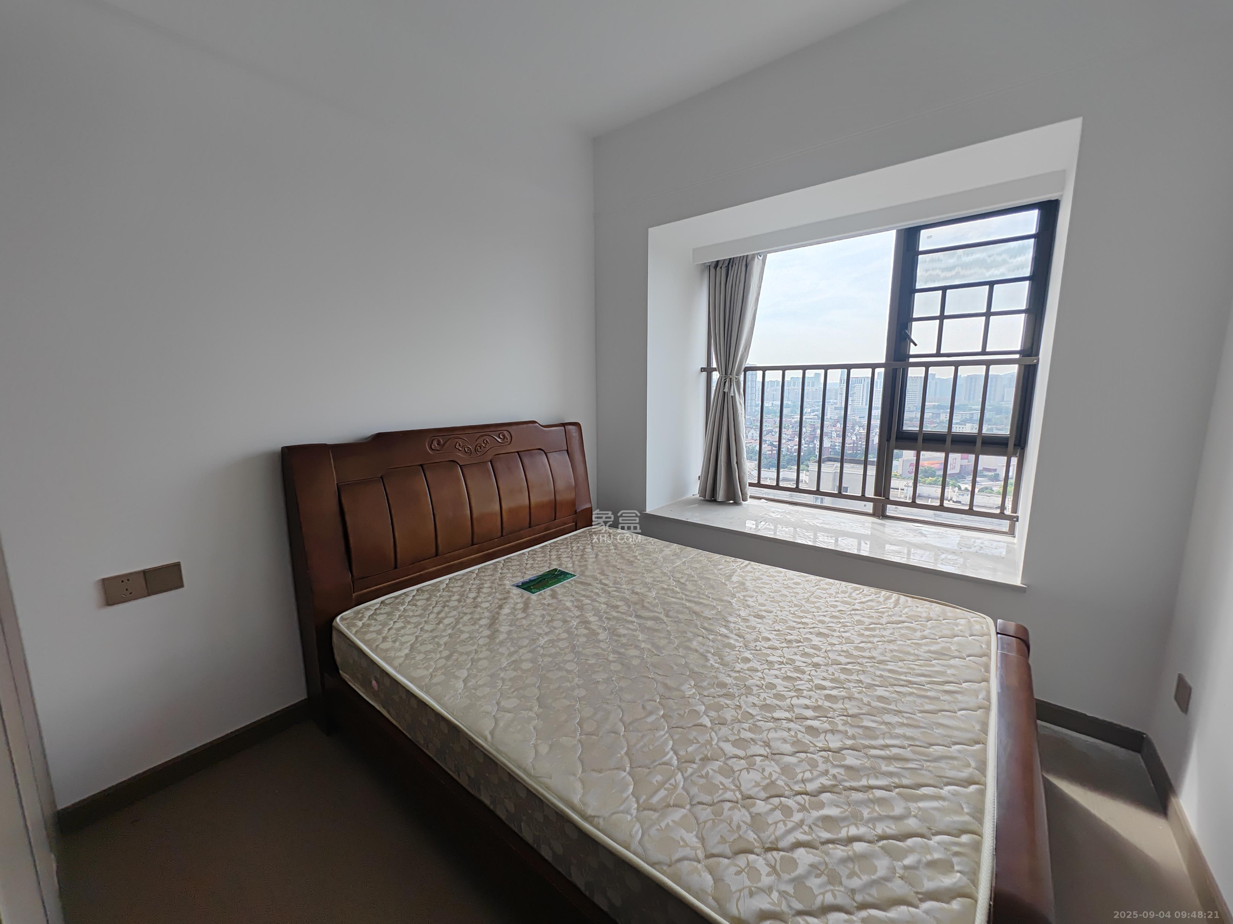 长沙溪山悦  3室2厅1卫   2500.00元/月室内图