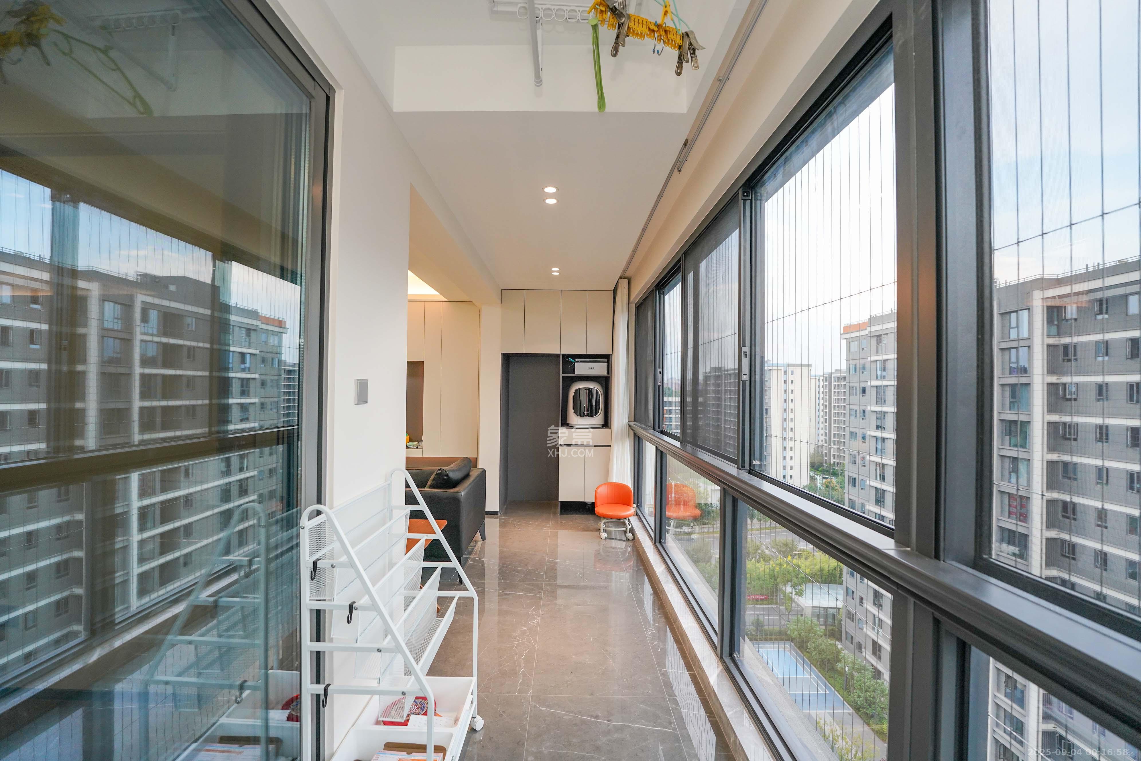 中海寰宇天下  3室2厅2卫    146.0万 中海寰宇天下  3室2厅2卫    146.0万阳台