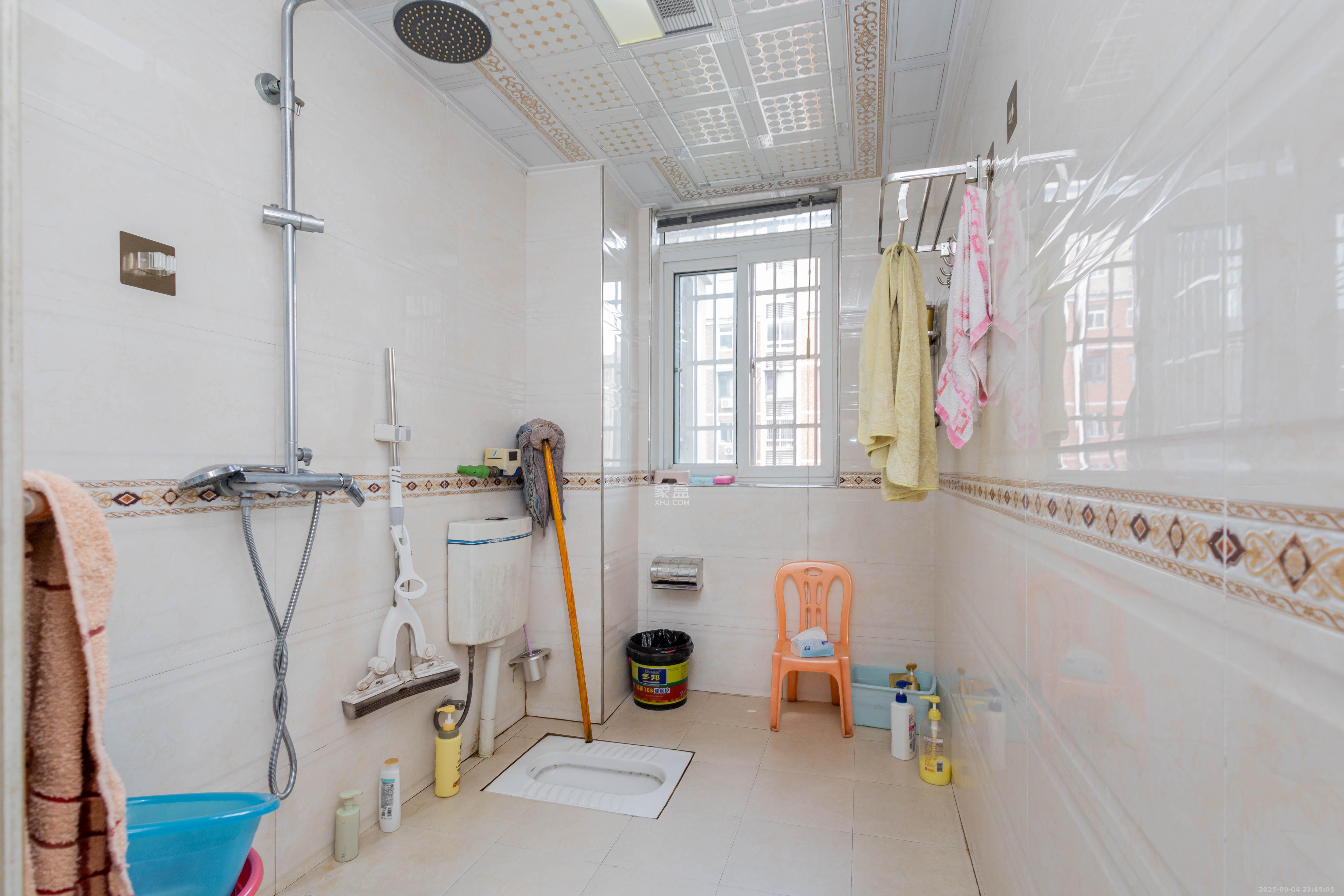 嘉盛和园 4室2厅2卫 99.78万 嘉盛和园 4室2厅2卫 99.78万卫生间