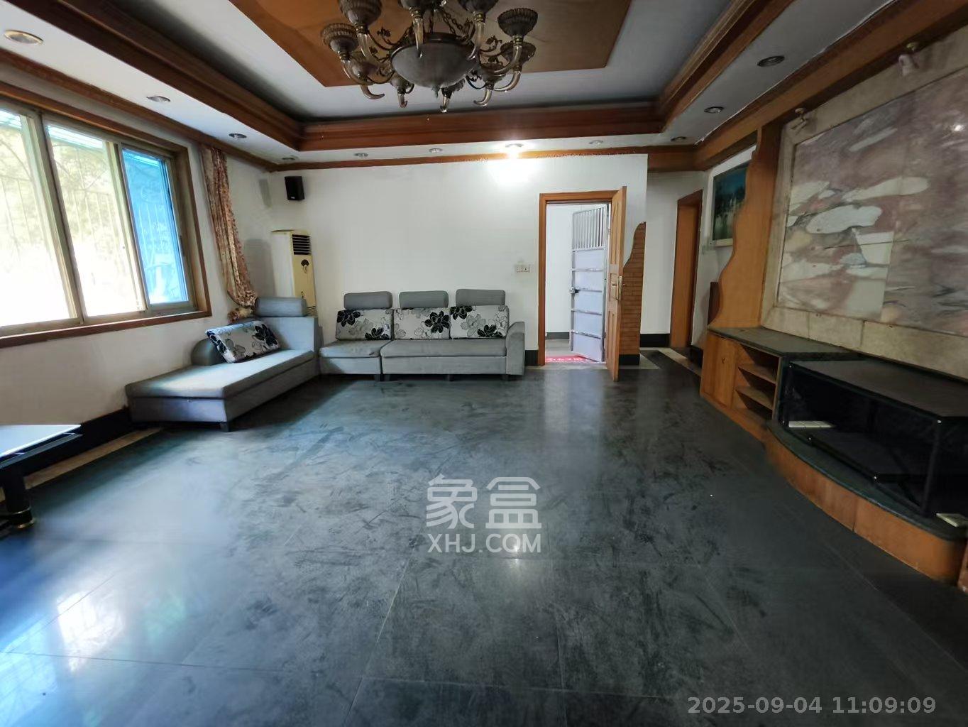 长鑫美树园  3室1厅1卫   2100.00元/月