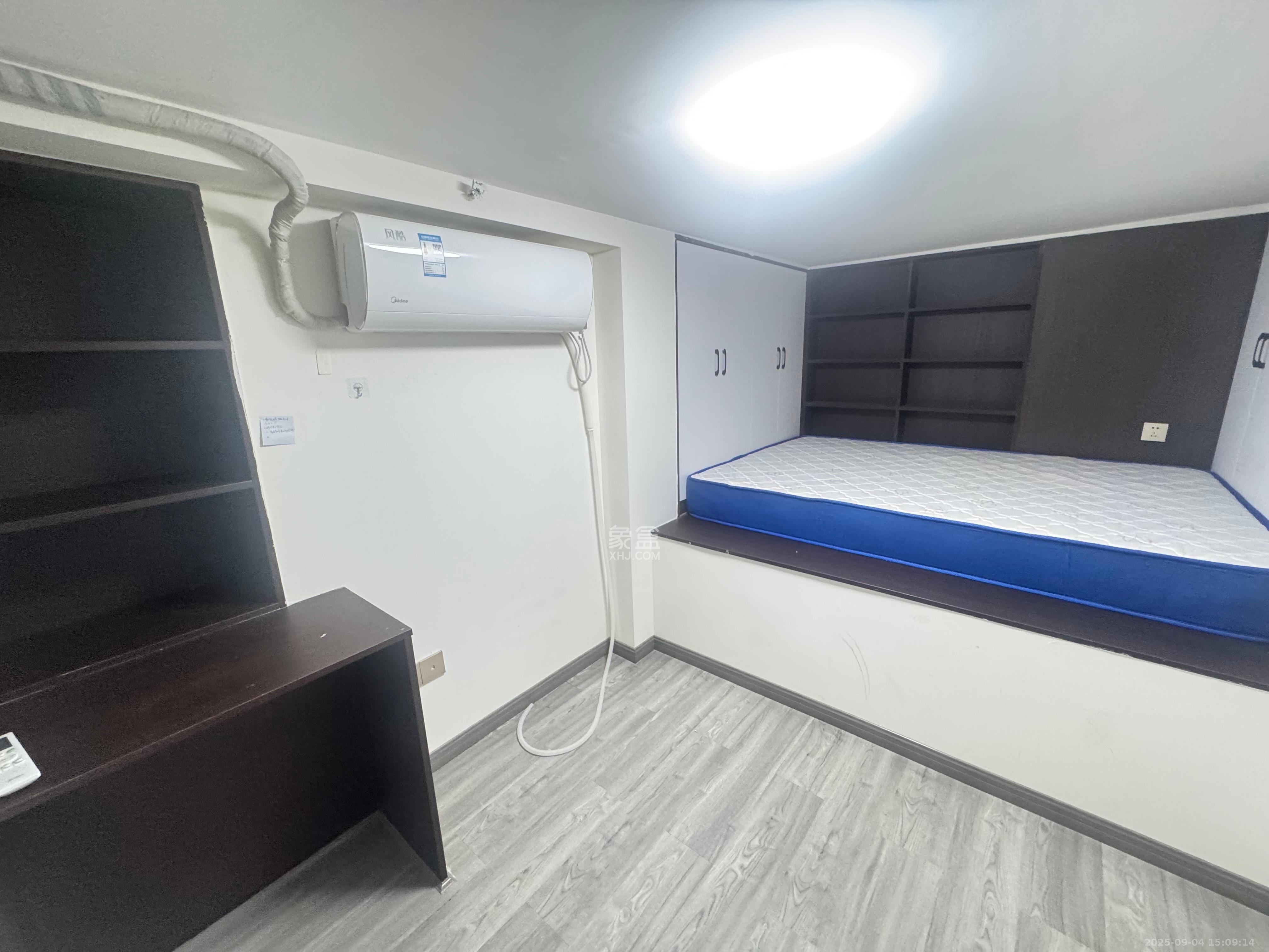 福晟翡翠湾 2室1厅1卫 2000.0元/月 福晟翡翠湾 2室1厅1卫 2000.0元/月室内图