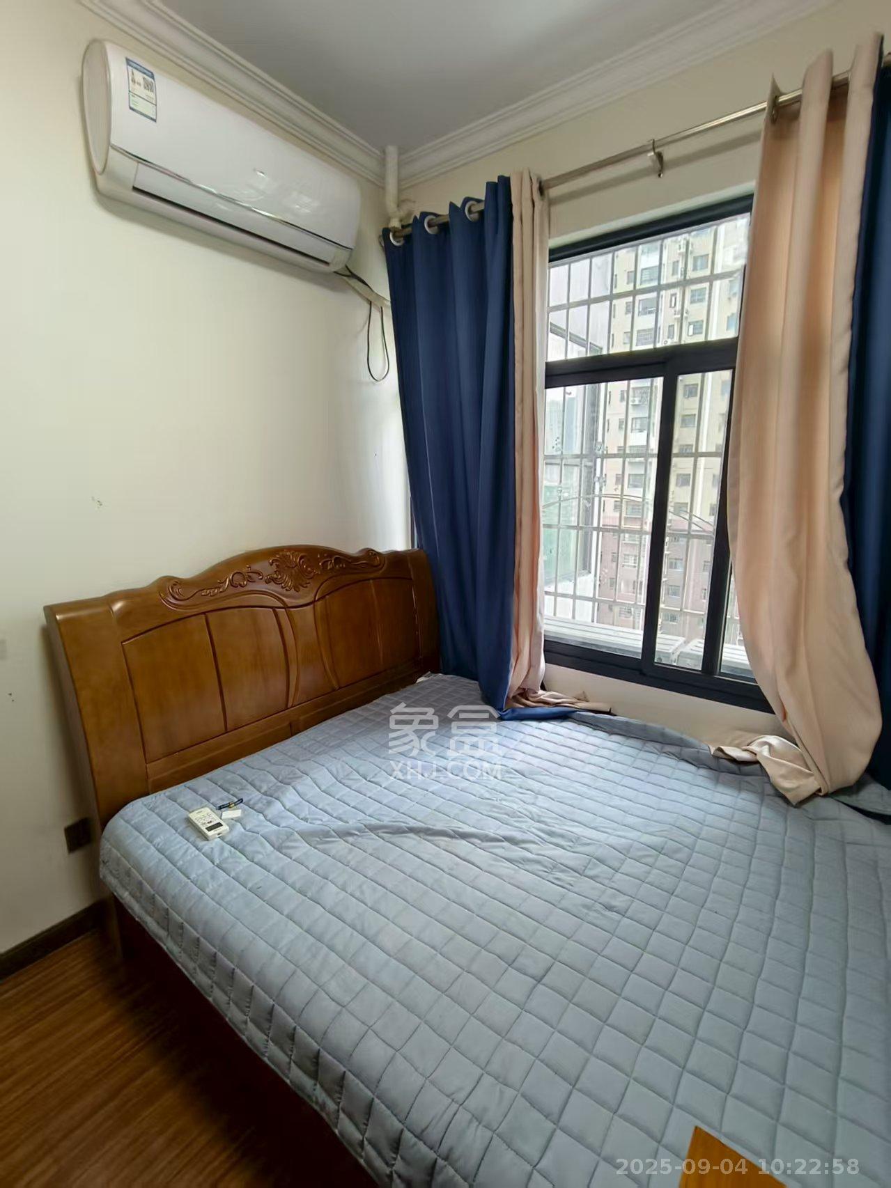 中国铁建国际城二期  4室2厅2卫    2600.0元/月室内图