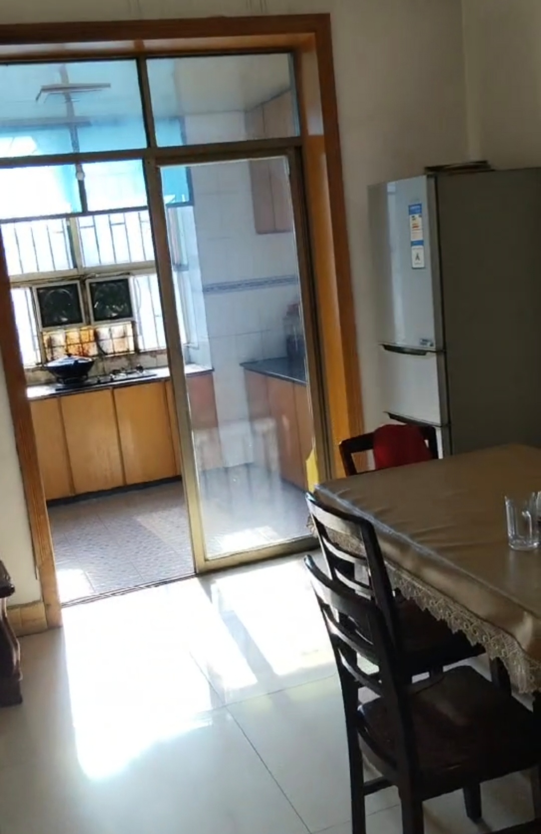 乐花家园 4室1厅1卫 800.0元/月 乐花家园 4室1厅1卫 800.0元/月室内图