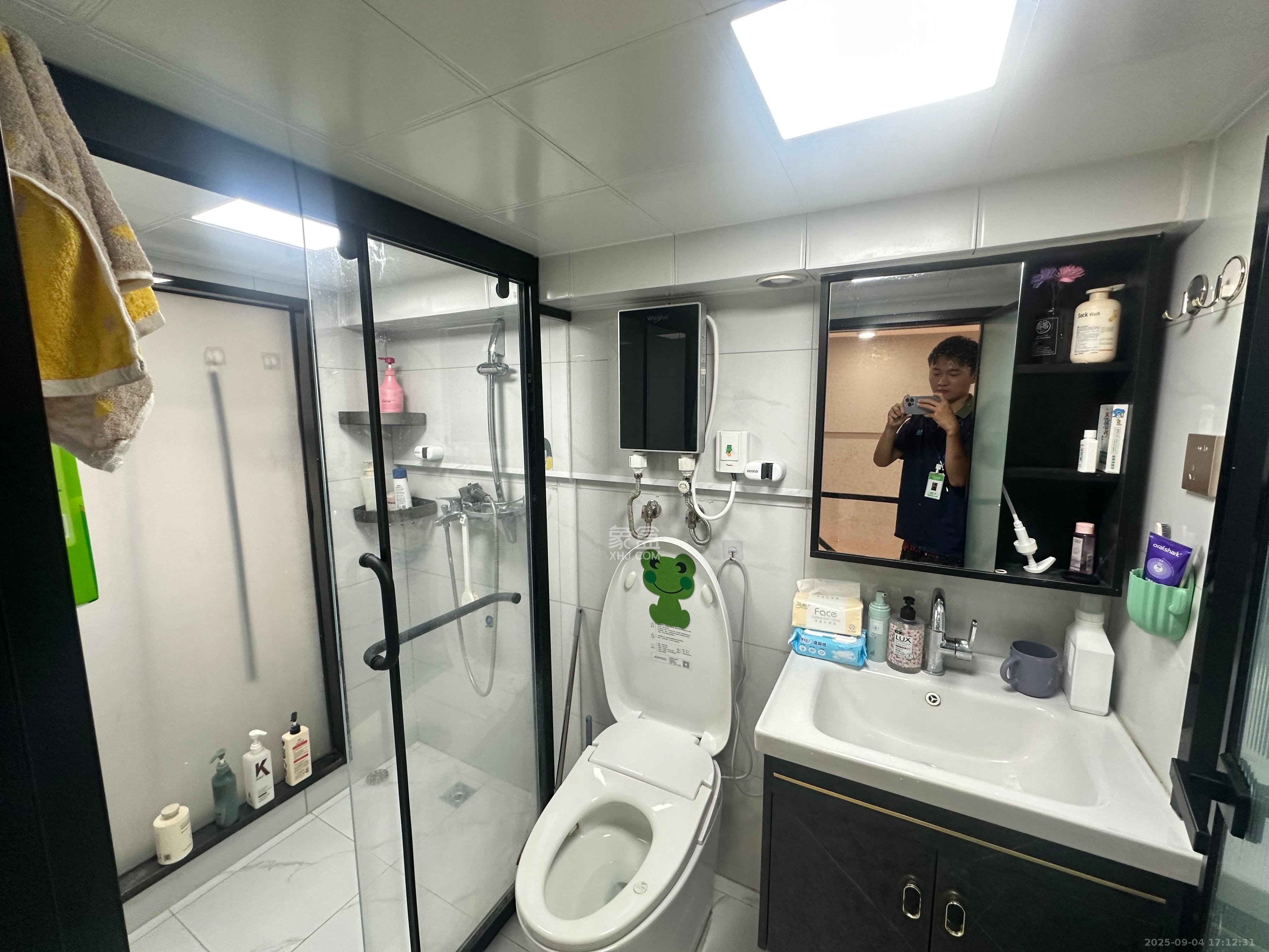 福晟翡翠湾 2室1厅1卫 1900.0元/月 福晟翡翠湾 2室1厅1卫 1900.0元/月室内图