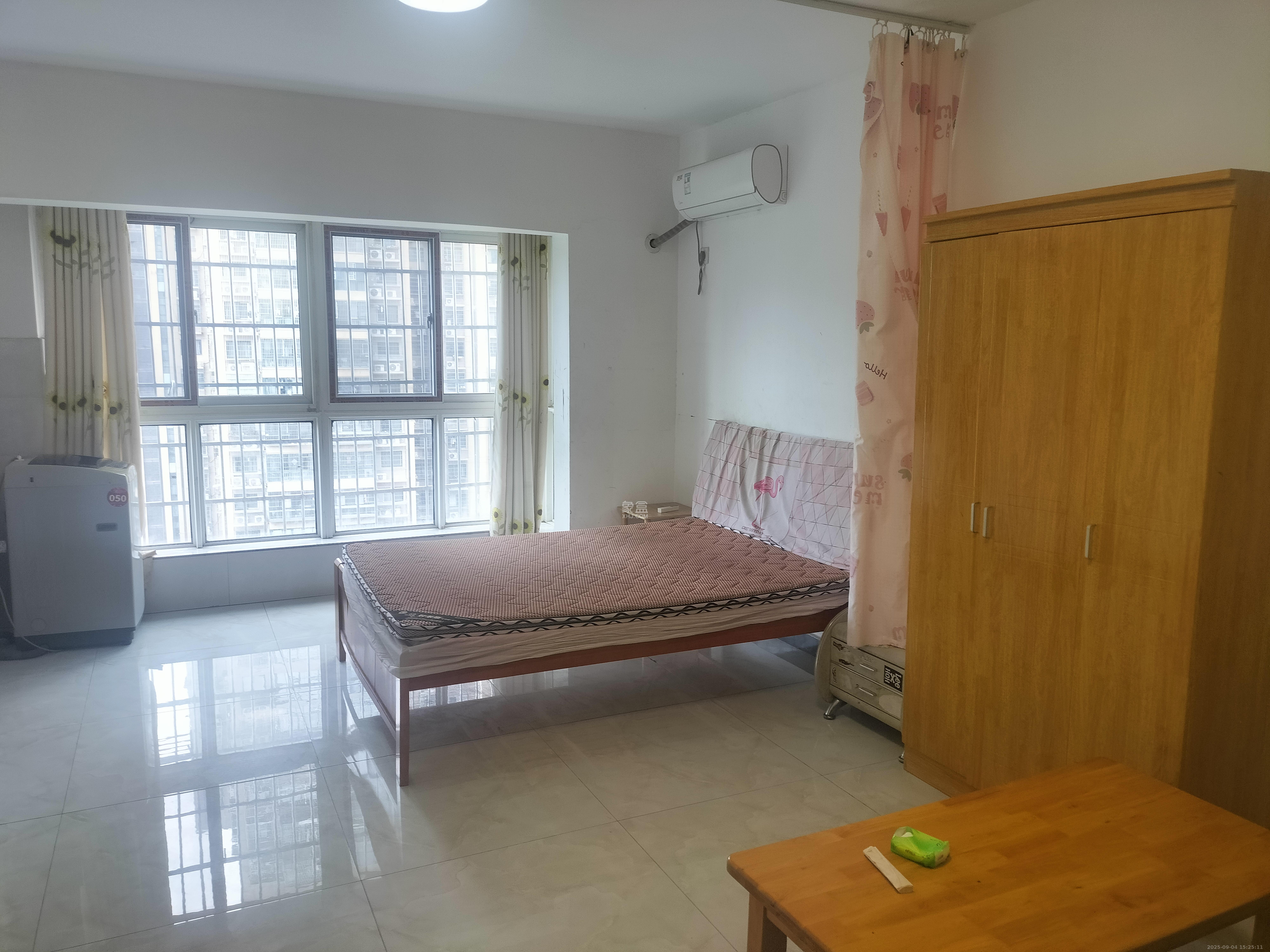 时代星空 1室1厅1卫 1100.0元/月 时代星空 1室1厅1卫 1100.0元/月室内图