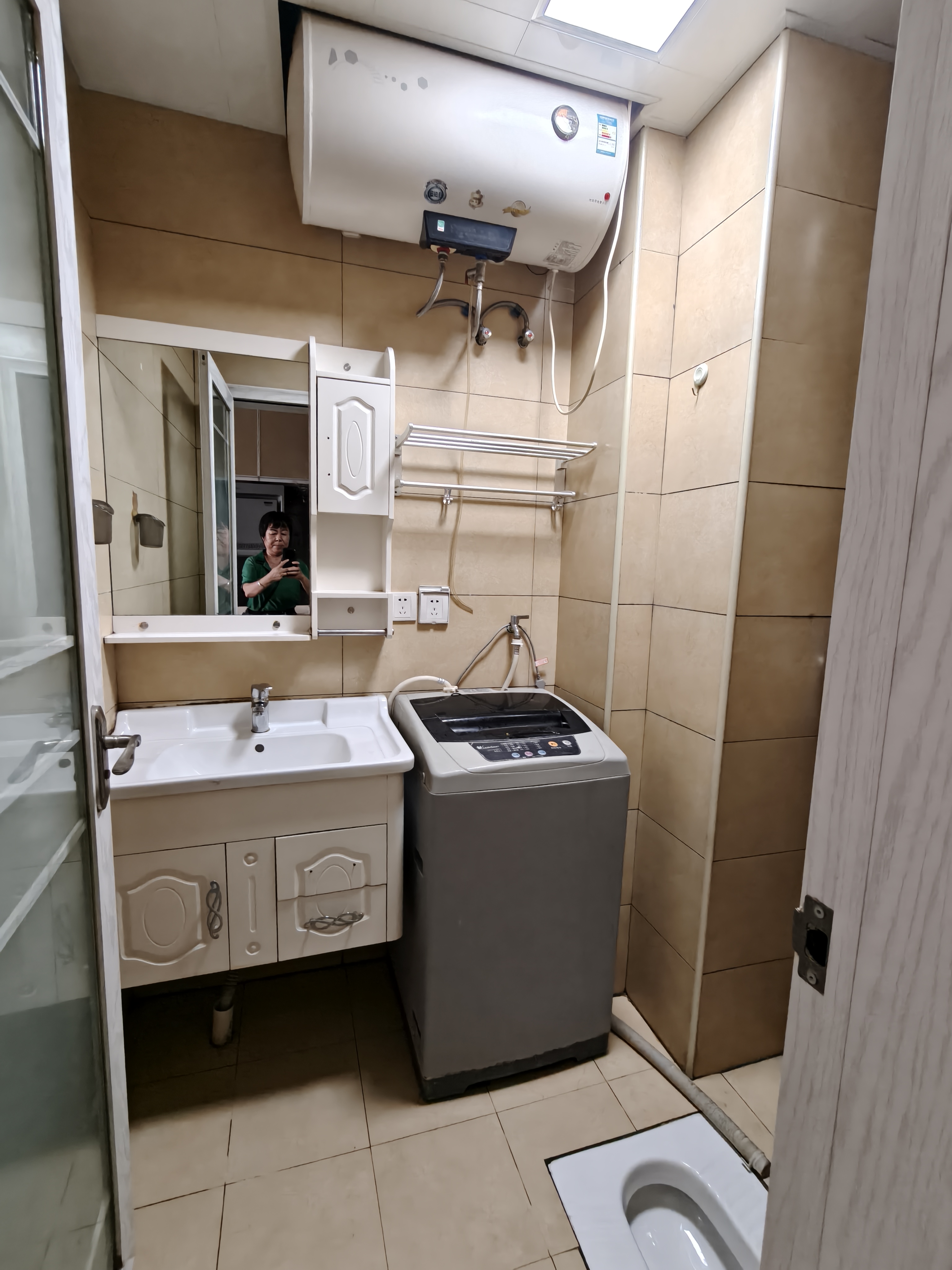 五洲富隆中心 1室0厅0卫 900.0元/月 五洲富隆中心 1室0厅0卫 900.0元/月户型图