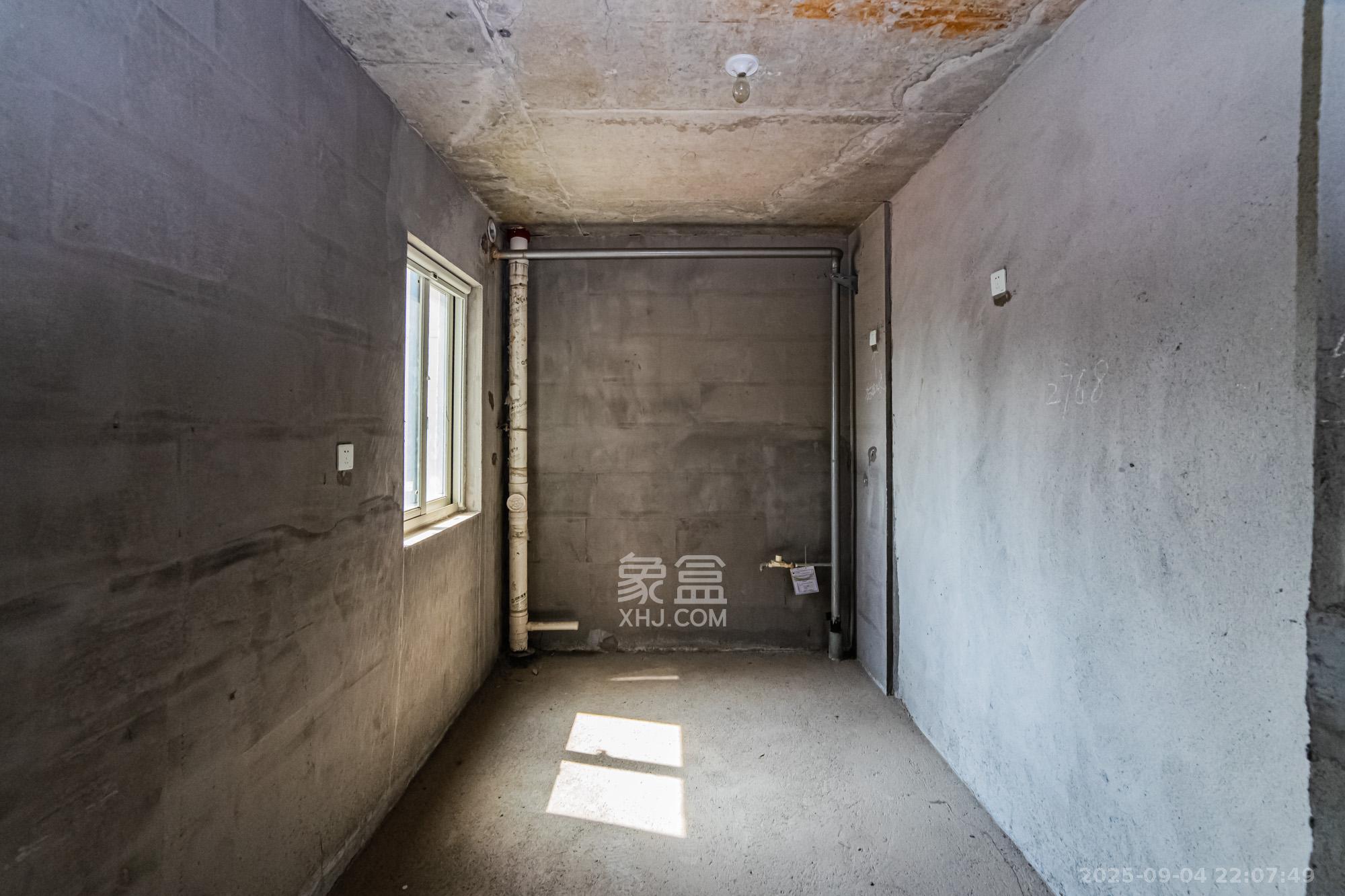 北辰三角洲E7区  5室2厅3卫    407.0万 北辰三角洲E7区  5室2厅3卫    407.0万厨房