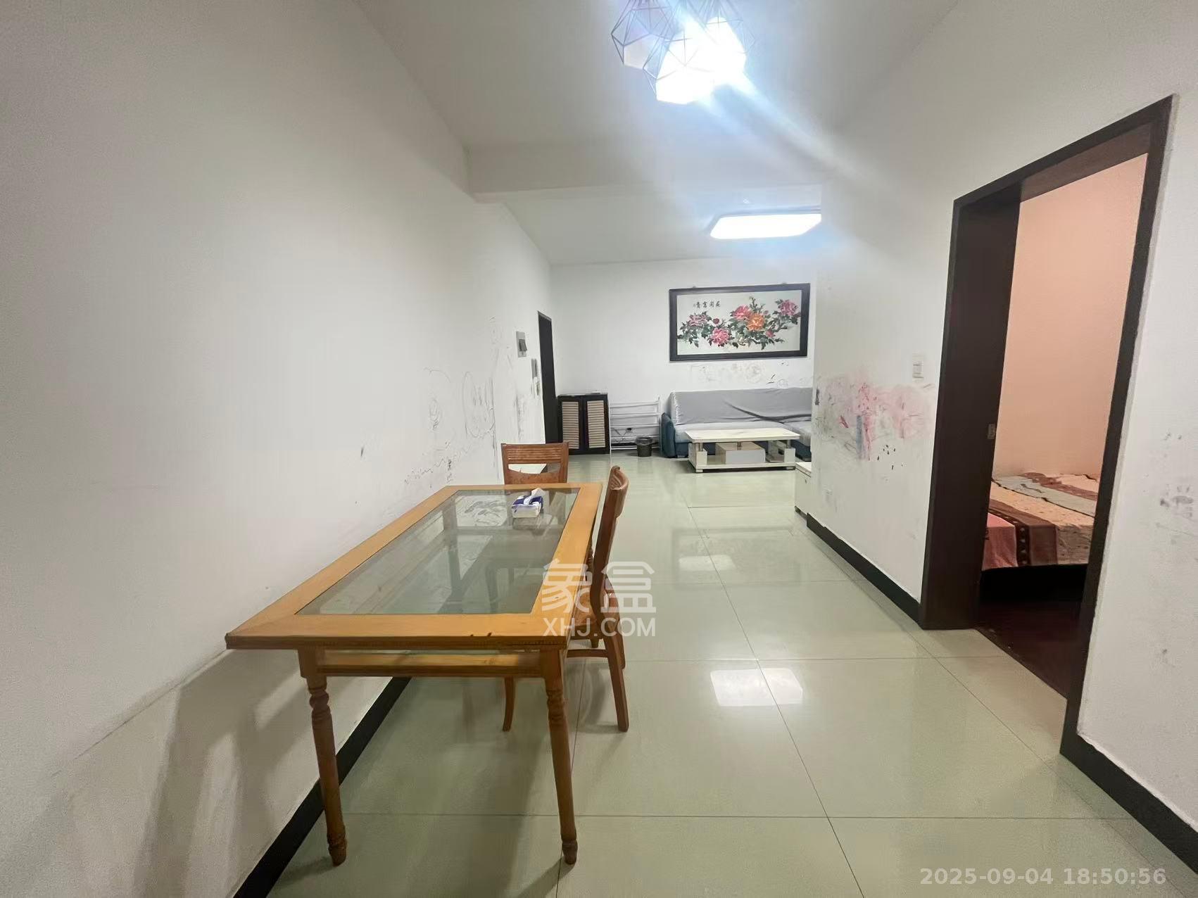 名都花园  2室2厅1卫    2000.0元/月室内图