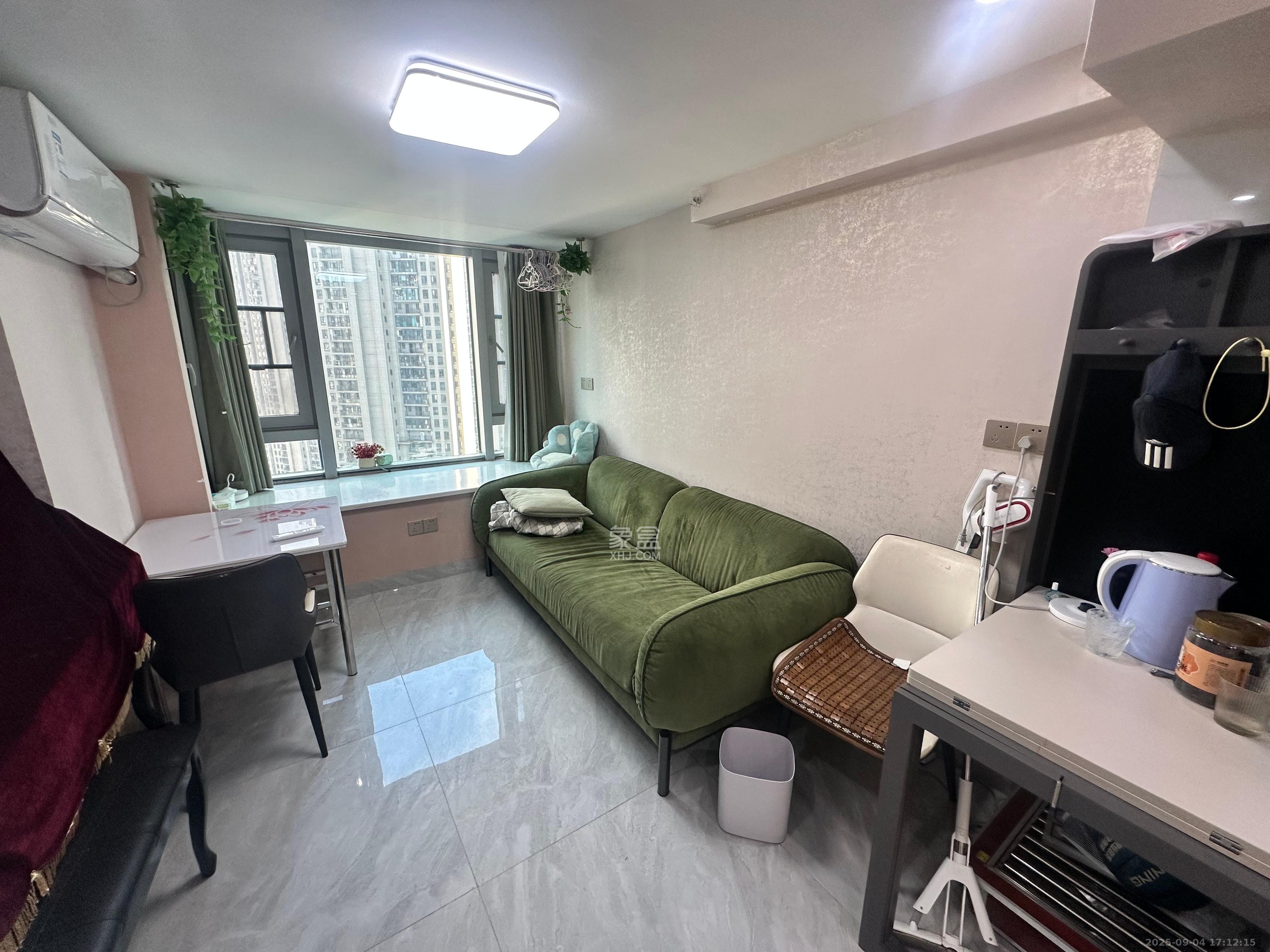 福晟翡翠湾 2室1厅1卫 1900.0元/月 福晟翡翠湾 2室1厅1卫 1900.0元/月室内图